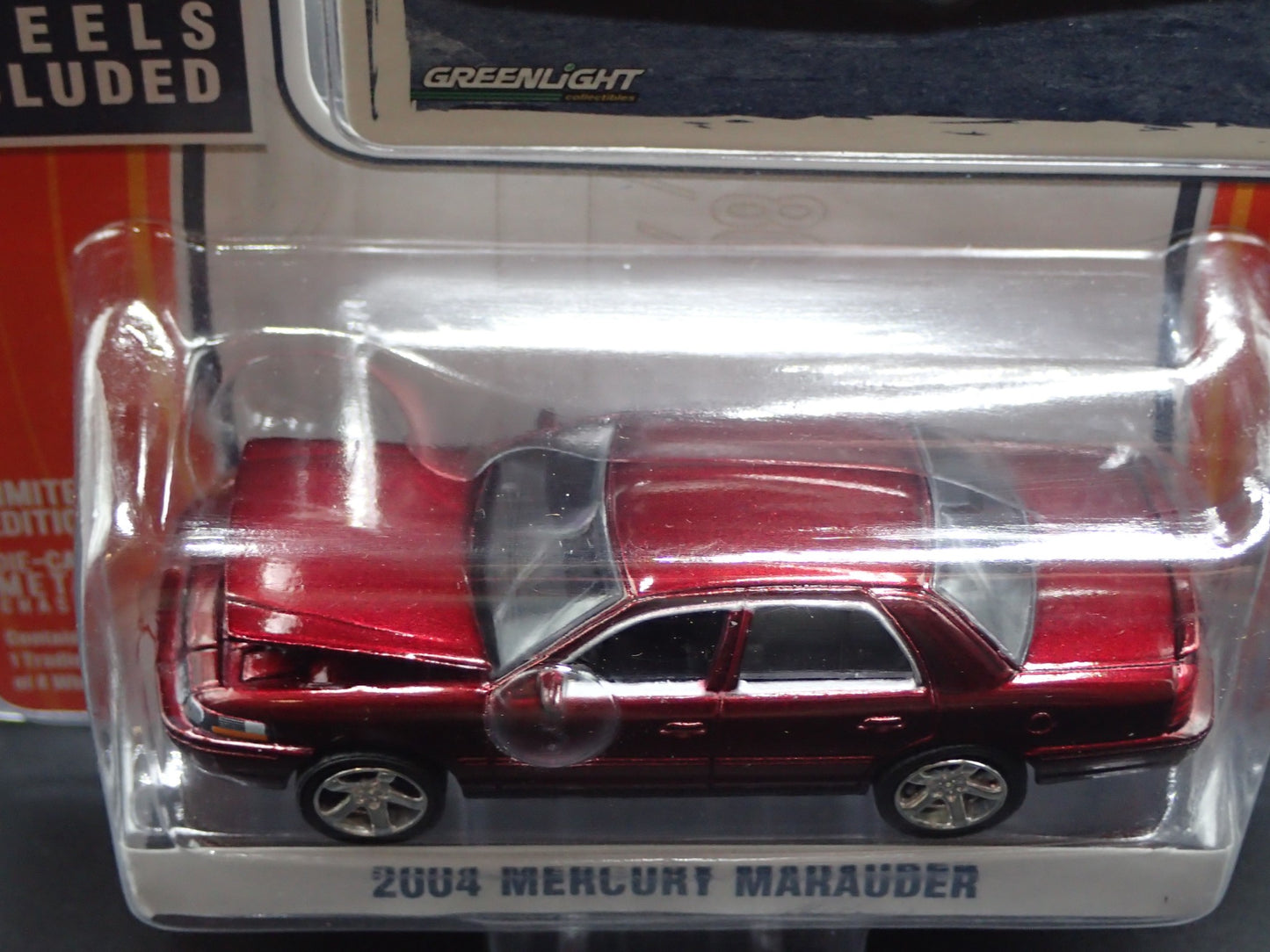 2011 GREENLIGHT GLMUSCLE 3 2004 MERCURY MARAUDER RED METALLIC 1/64 VERY RARE