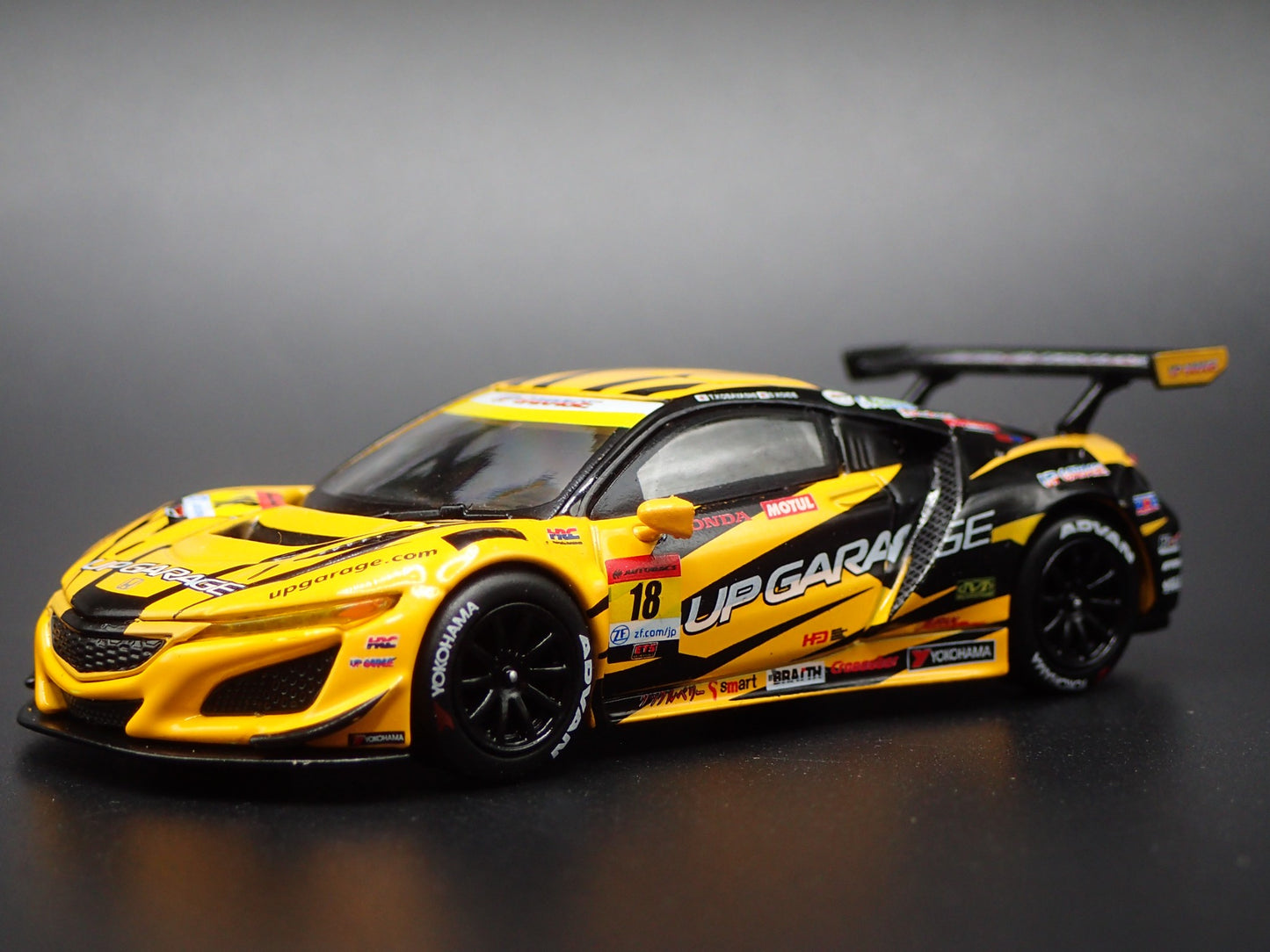 HONDA NSX GT3 EVO22 #18 SUPER CAR 2023 GT SERIES 1:64 SCALE DIECAST MODEL CAR