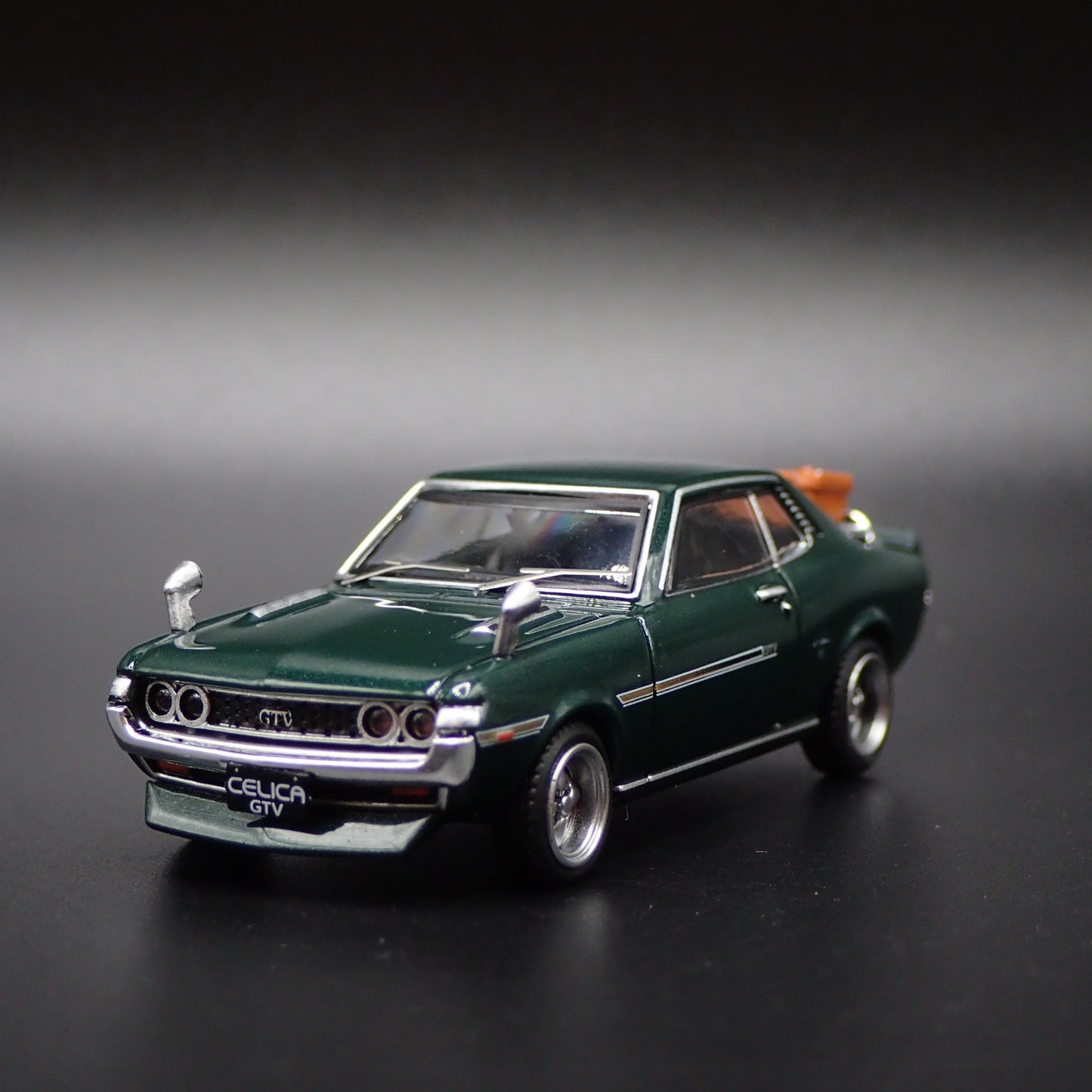 1970 70 TOYOTA CELICA 1600GTV TA22 RARE 1:64 SCALE DIORAMA DIECAST MODEL CAR