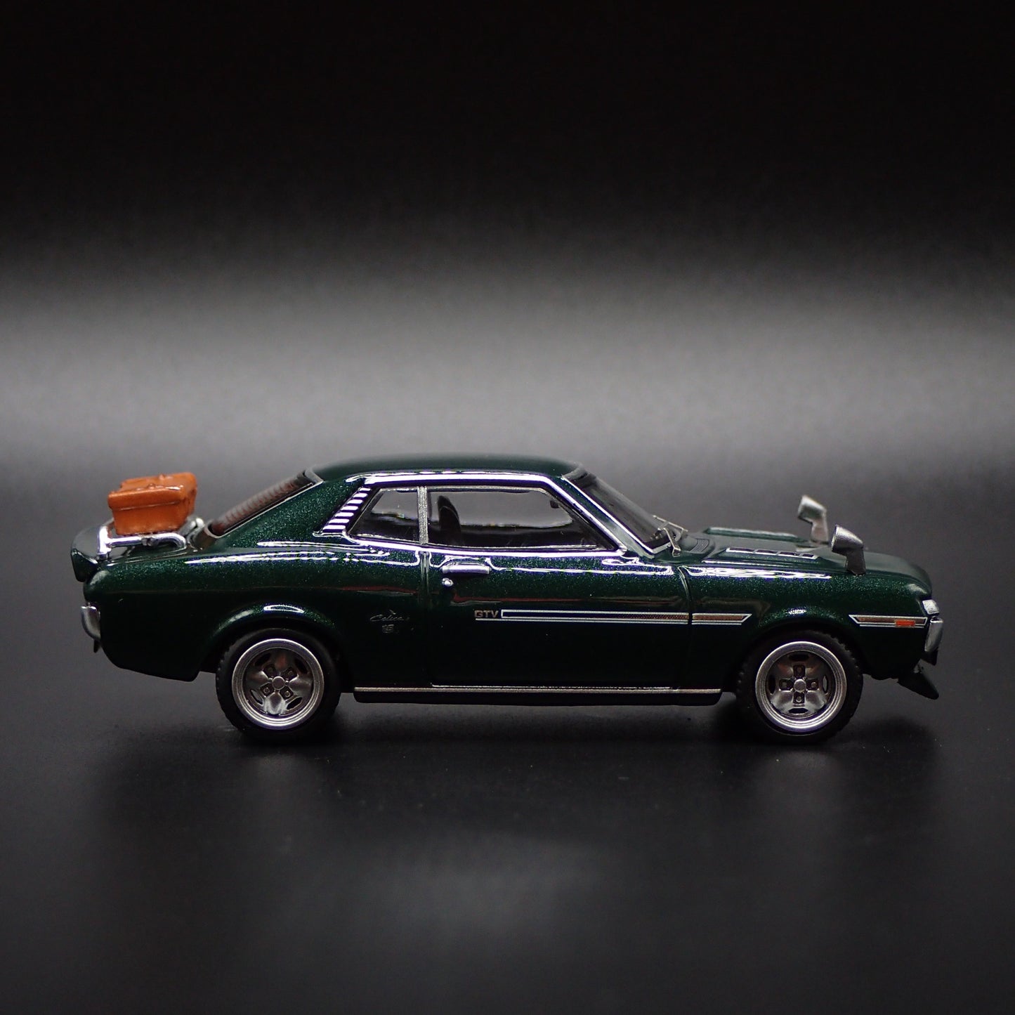 1970 70 TOYOTA CELICA 1600GTV TA22 RARE 1:64 SCALE DIORAMA DIECAST MODEL CAR