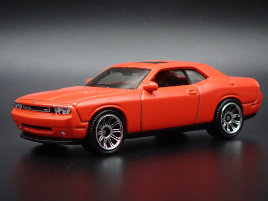 2008-2023 DODGE CHALLENGER SRT8 ORANGE 1:64 SCALE DIORAMA DIECAST MODEL CAR