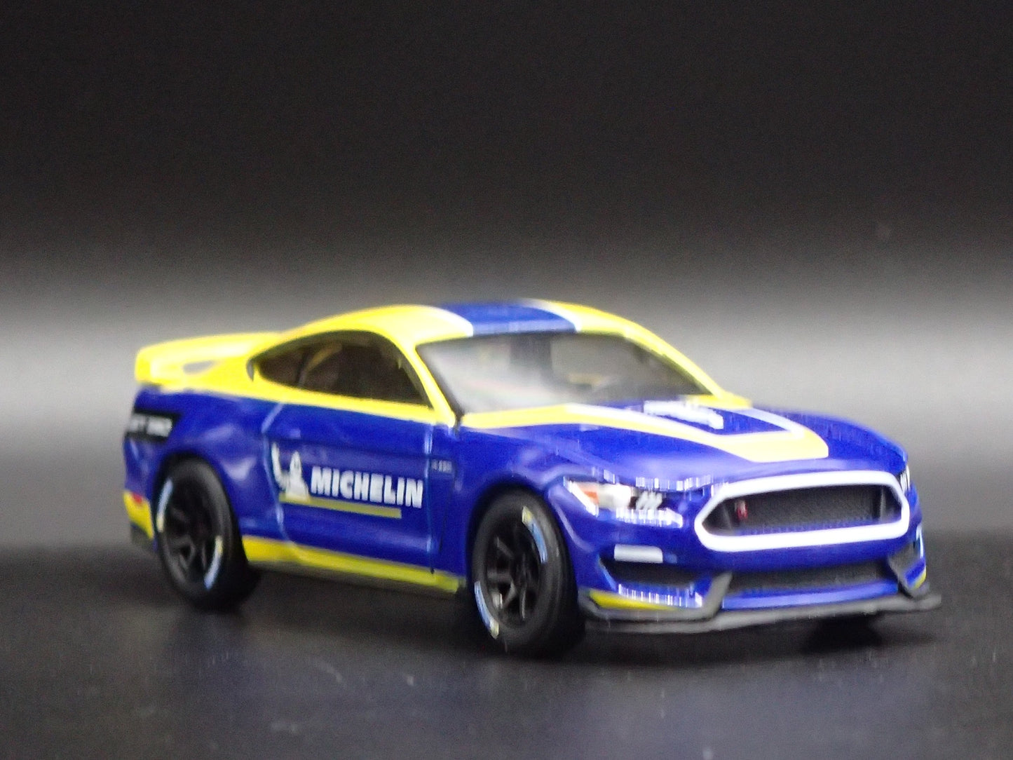 2015-2023 FORD MUSTANG SHELBY GT350R MICHELIN RACING 1/64 DIECAST MODEL CAR