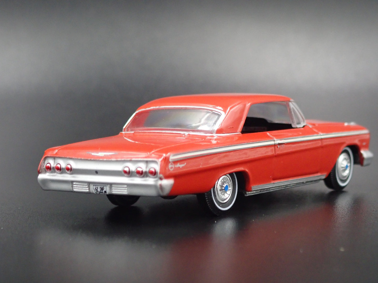 1962 62 CHEVY CHEVROLET IMPALA 1:64 SCALE COLLECTIBLE DIORAMA DIECAST MODEL CAR