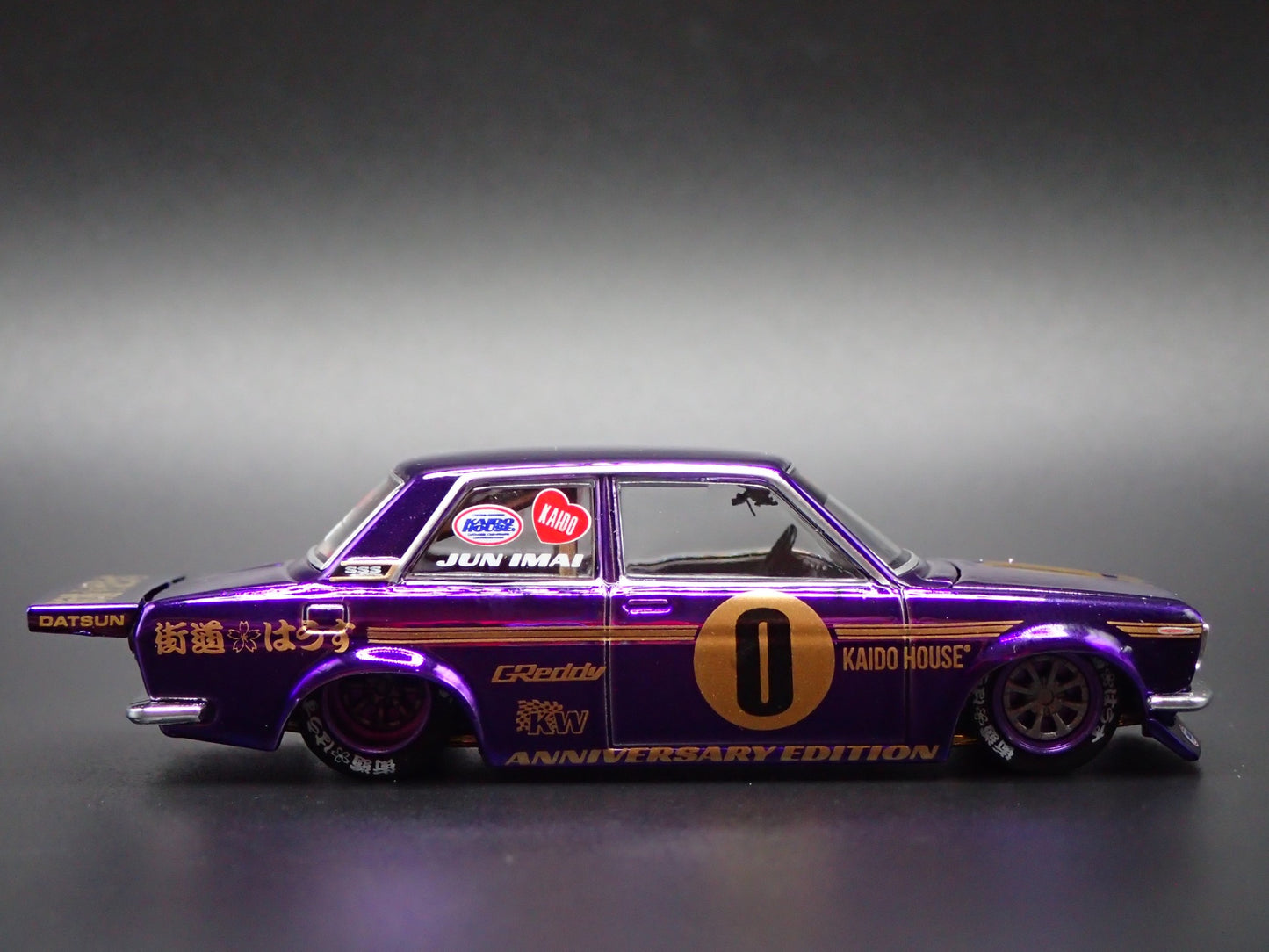 1967-1972 DATSUN 510 PRO STREET KAIDO HOUSE PURPLE 1:64 SCALE DIECAST MODEL CAR