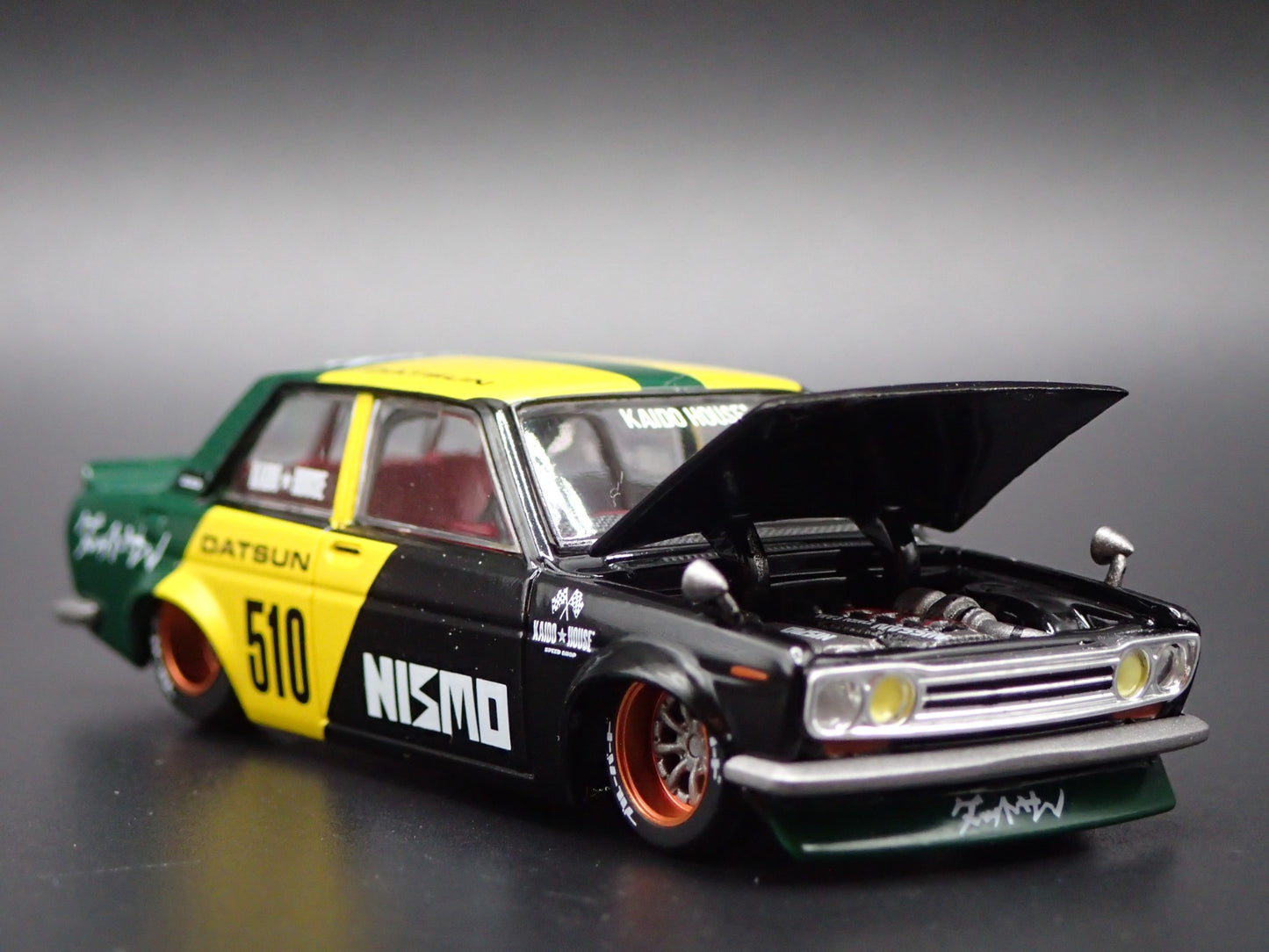 1967-1972 DATSUN 510 PRO STREET KAIDO HOUSE NISMO 1:64 SCALE DIECAST MODEL CAR