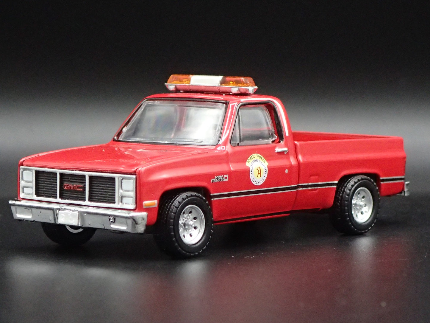 1987 87 GMC HIGH SIERRA IL PUBLIC WORKS SQUAREBODY 1/64 SCALE DIECAST MODEL CAR