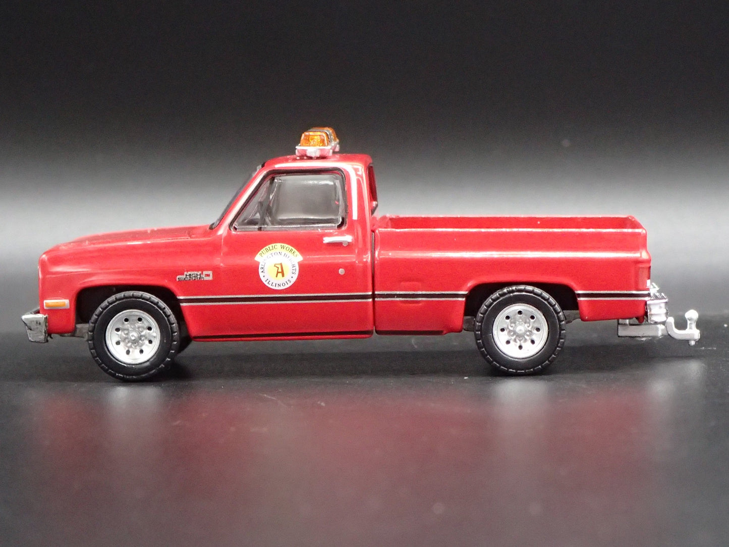 1987 87 GMC HIGH SIERRA IL PUBLIC WORKS SQUAREBODY 1/64 SCALE DIECAST MODEL CAR