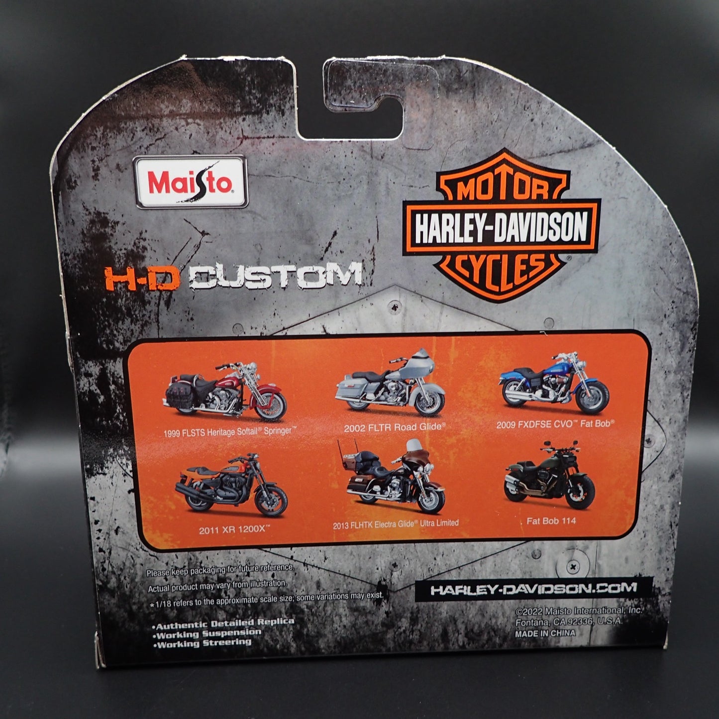 2009 09 FXDFSE CVO FAT BOB HARLEY DAVIDSON MOTORCYCLE MAISTO SERIES 42 1/18 BIKE