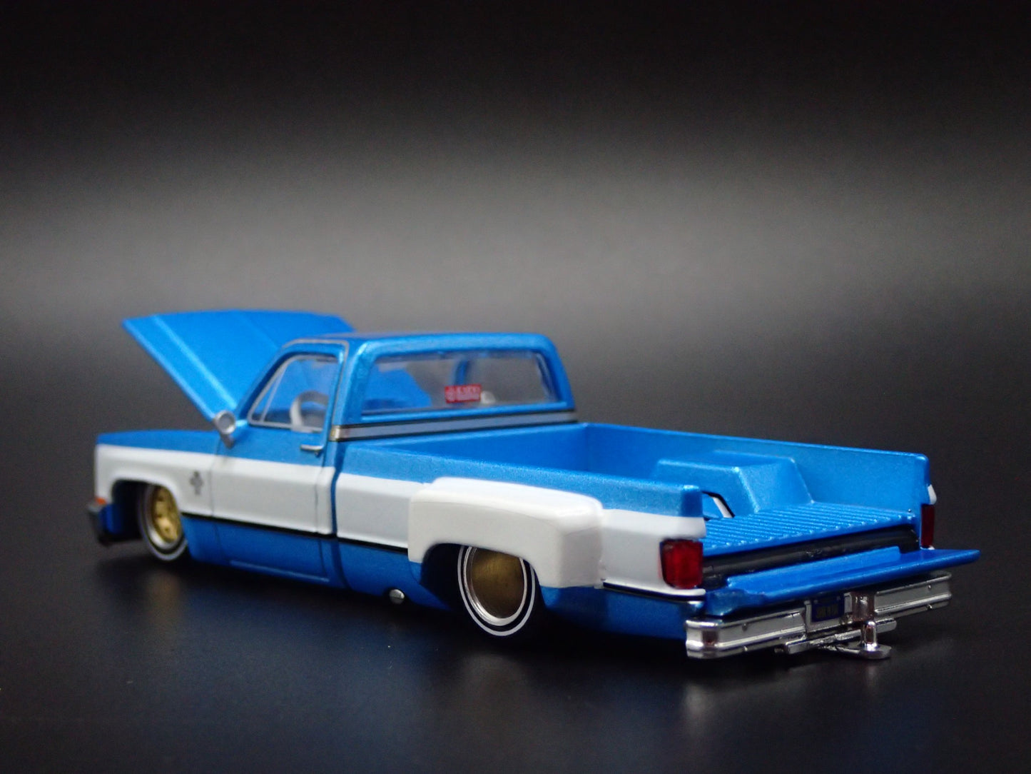 CHEVROLET SILVERADO DUALLY KAIDO SQUAREBODY TRUCK BLUE 1/64 DIECAST MODEL CAR