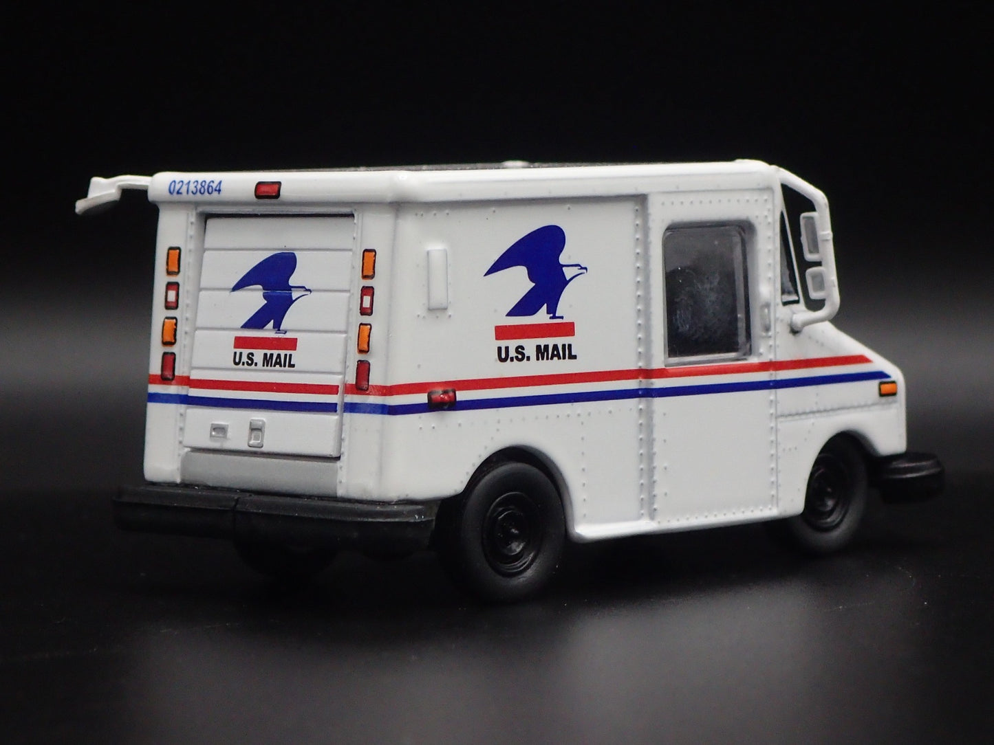 USPS UNITED STATES POSTAL SERVICE DELIVERY TRUCK LLV 1:64 SCALE DIECAST MODEL