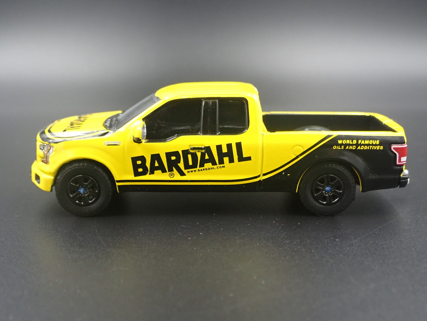 2015 - 2020 FORD F150 PICKUP TRUCK W HITCH BARDAHL 1:64 SCALE DIECAST MODEL CAR