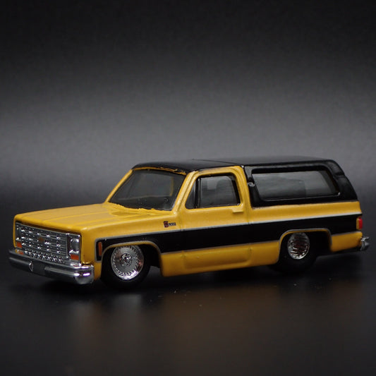 1979 79 CHEVY CHEVROLET K5 BLAZER SQUAREBODY  HITCH 1:64 SCALE DIECAST MODEL CAR