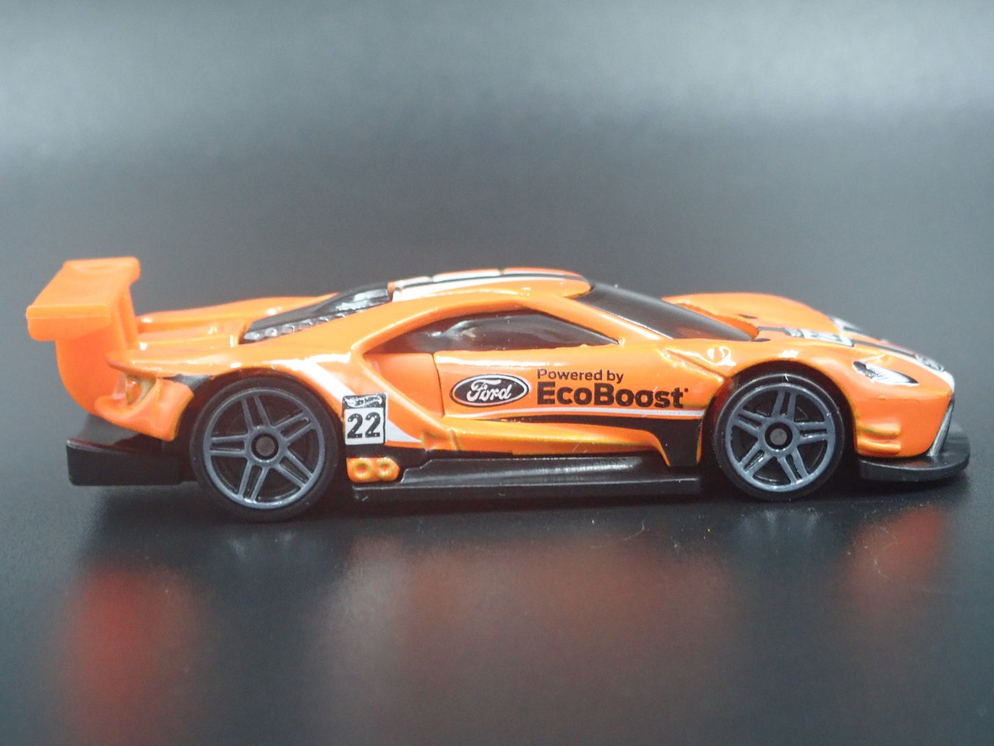2017-2022 FORD GT RACE SUPERCAR ECOBOOST 1:64 SCALE DIORAMA DIECAST MODEL CAR