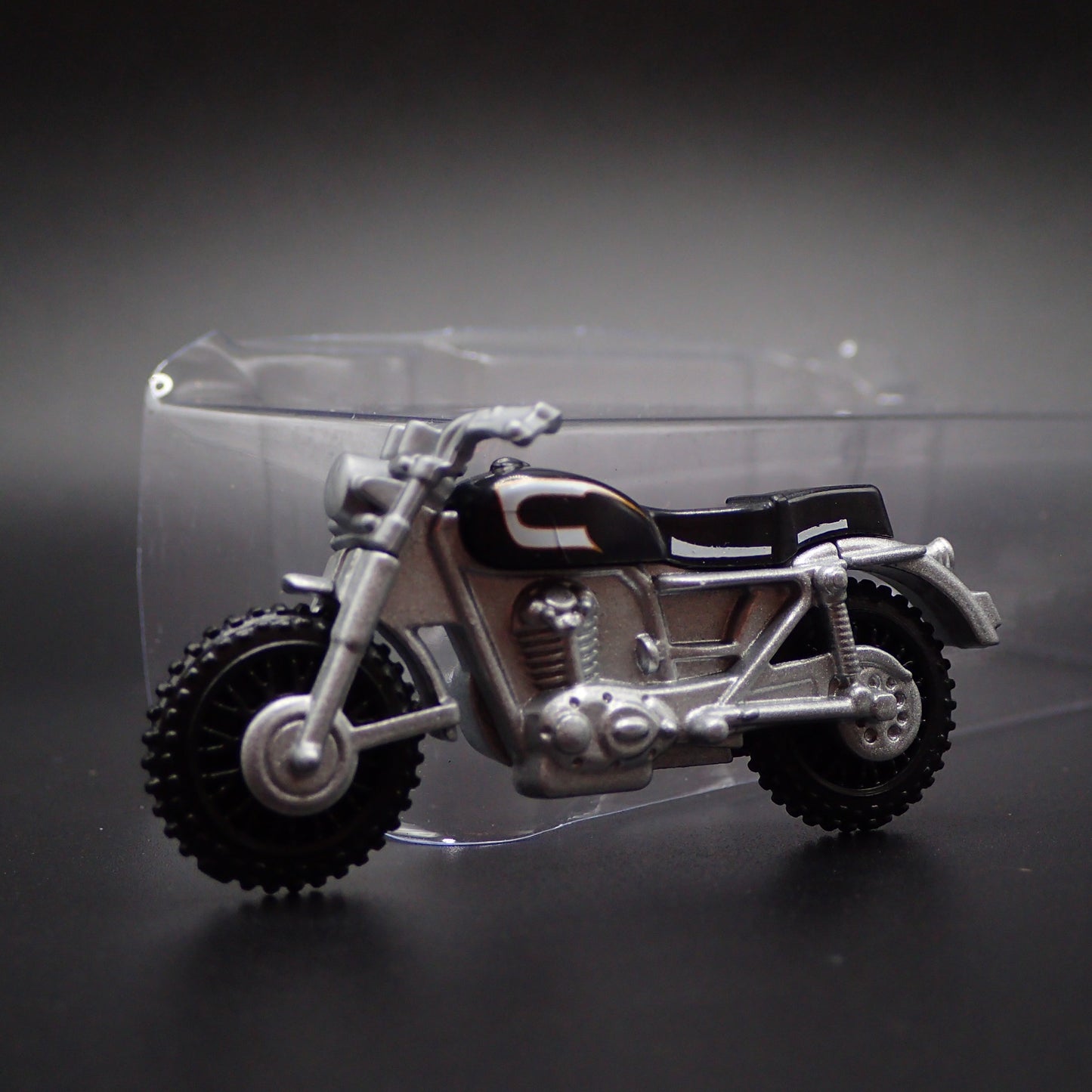 DUCATI SCRAMBLER BIKE INDIANA JONES 1/64 SCALE COLLECTIBLE DIECAST MODEL CAR