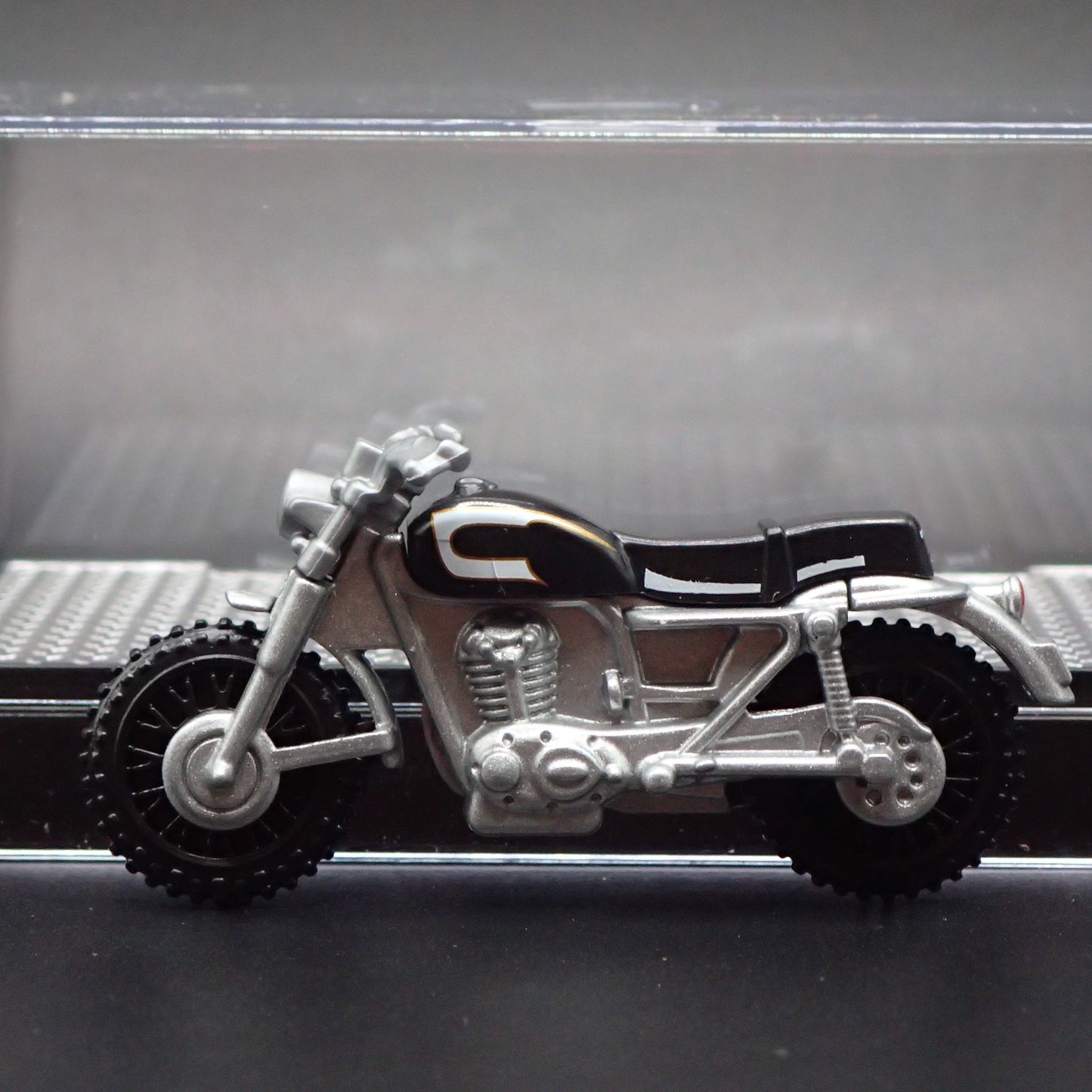 DUCATI SCRAMBLER BIKE INDIANA JONES 1/64 SCALE COLLECTIBLE DIECAST MODEL CAR