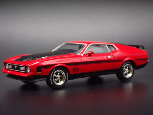 1971 71 FORD MUSTANG MACH 1 FASTBACK RED 1:64 SCALE DIORAMA DIECAST MODEL CAR