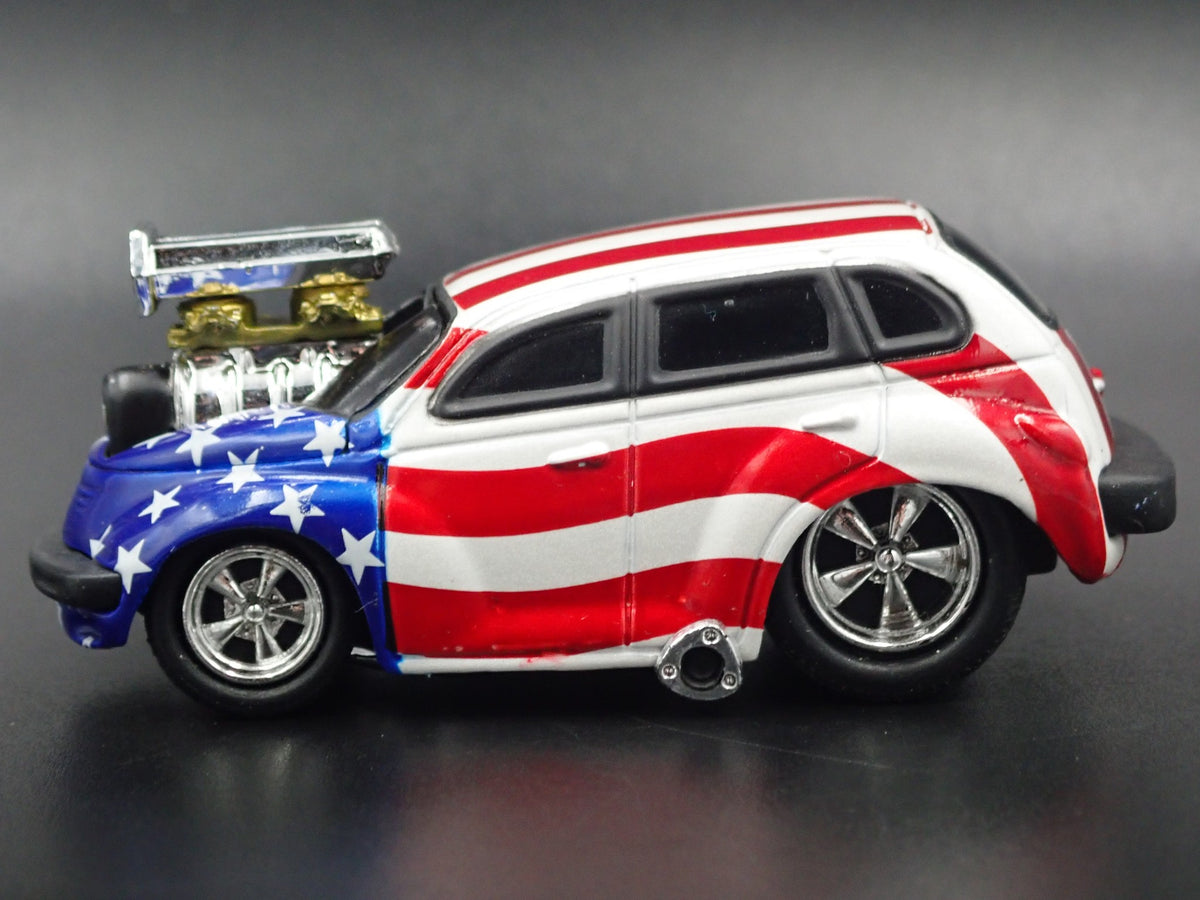 2001-2010 CHRYSLER PT CRUISER RARE 1:64 SCALE COLLECTIBLE DIECAST MODEL CAR-Burning Rubber Toy Company