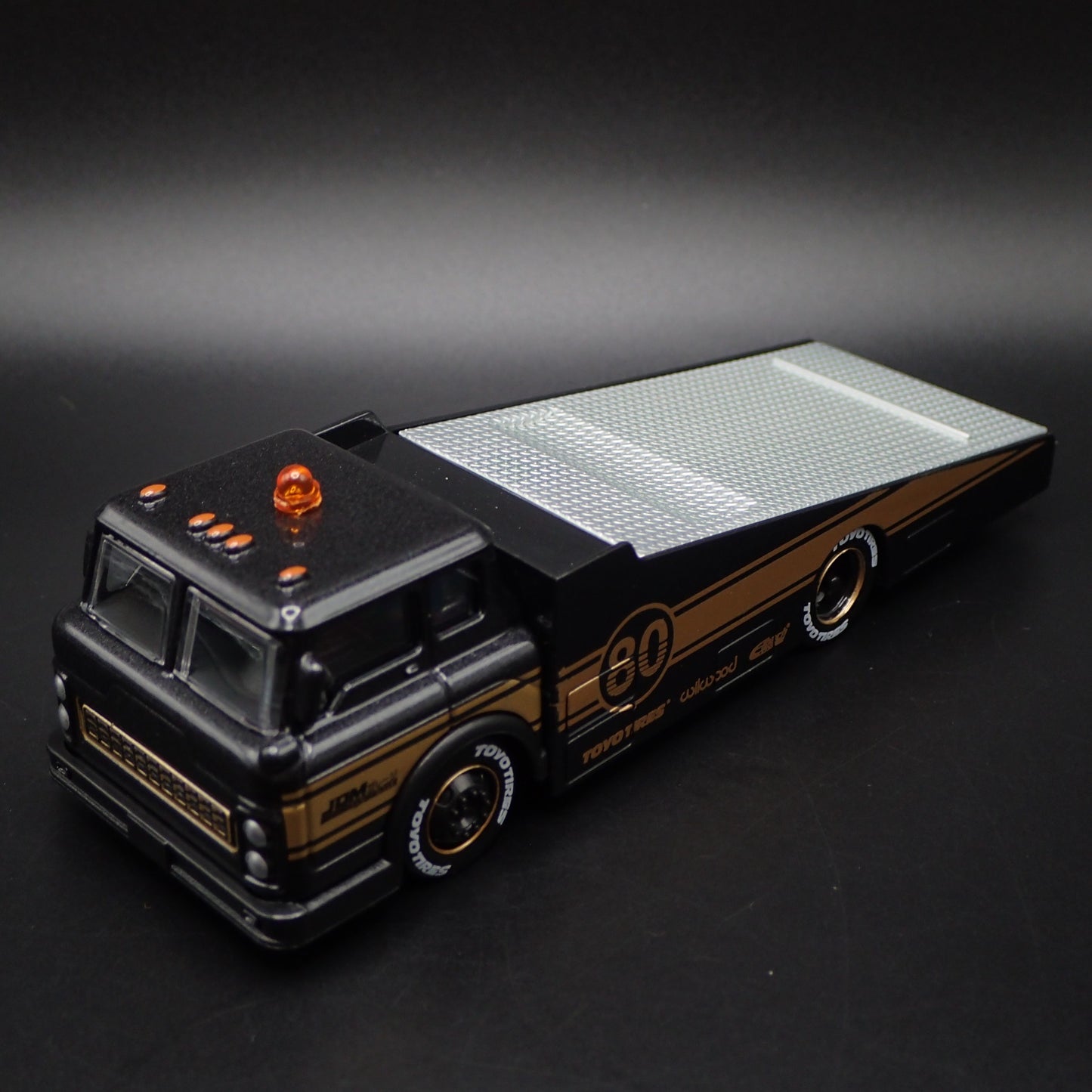 FORD COE RAMP TRUCK CAR HAULER JDM 1:64 SCALE LIMITED DIORAMA DIECAST MODEL CAR