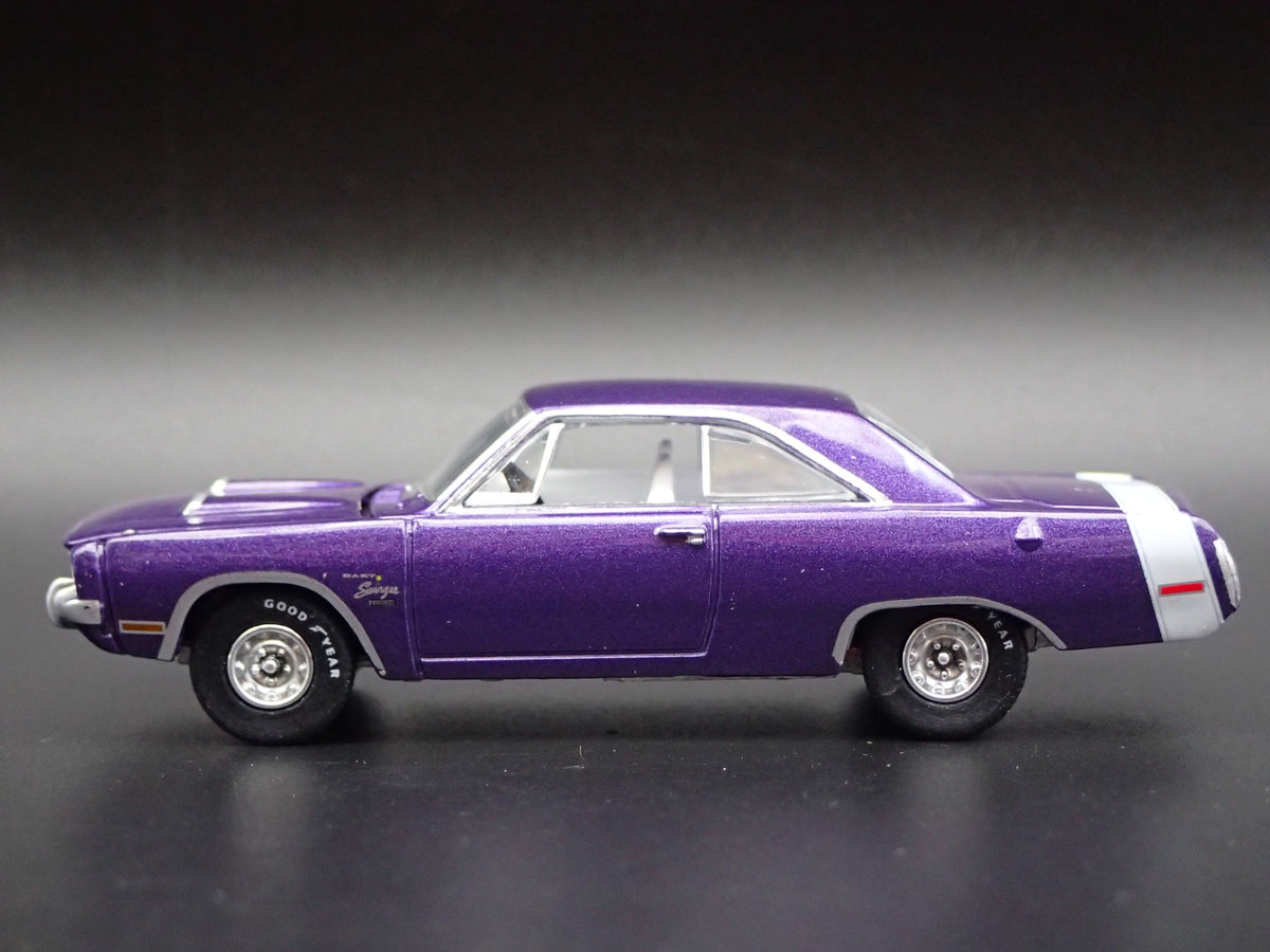 1971 71 DODGE DART SWINGER 340 SPECIAL RARE 1:64 SCALE DIORAMA DIECAST MODEL CAR-Burning Rubber Toy Company