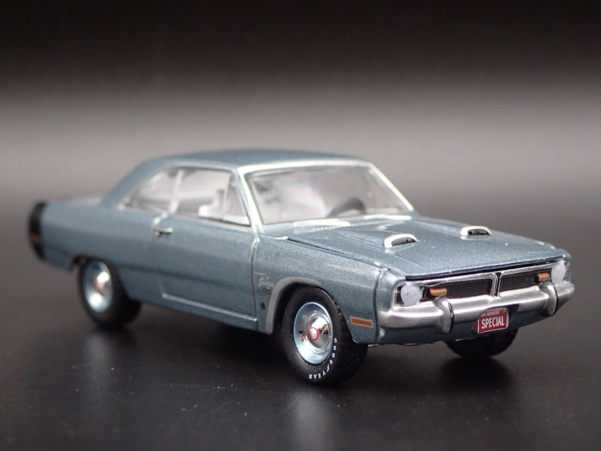 1971 71 DODGE DART SWINGER 340 SPECIAL RARE 1:64 SCALE DIORAMA DIECAST MODEL CAR-Burning Rubber Toy Company