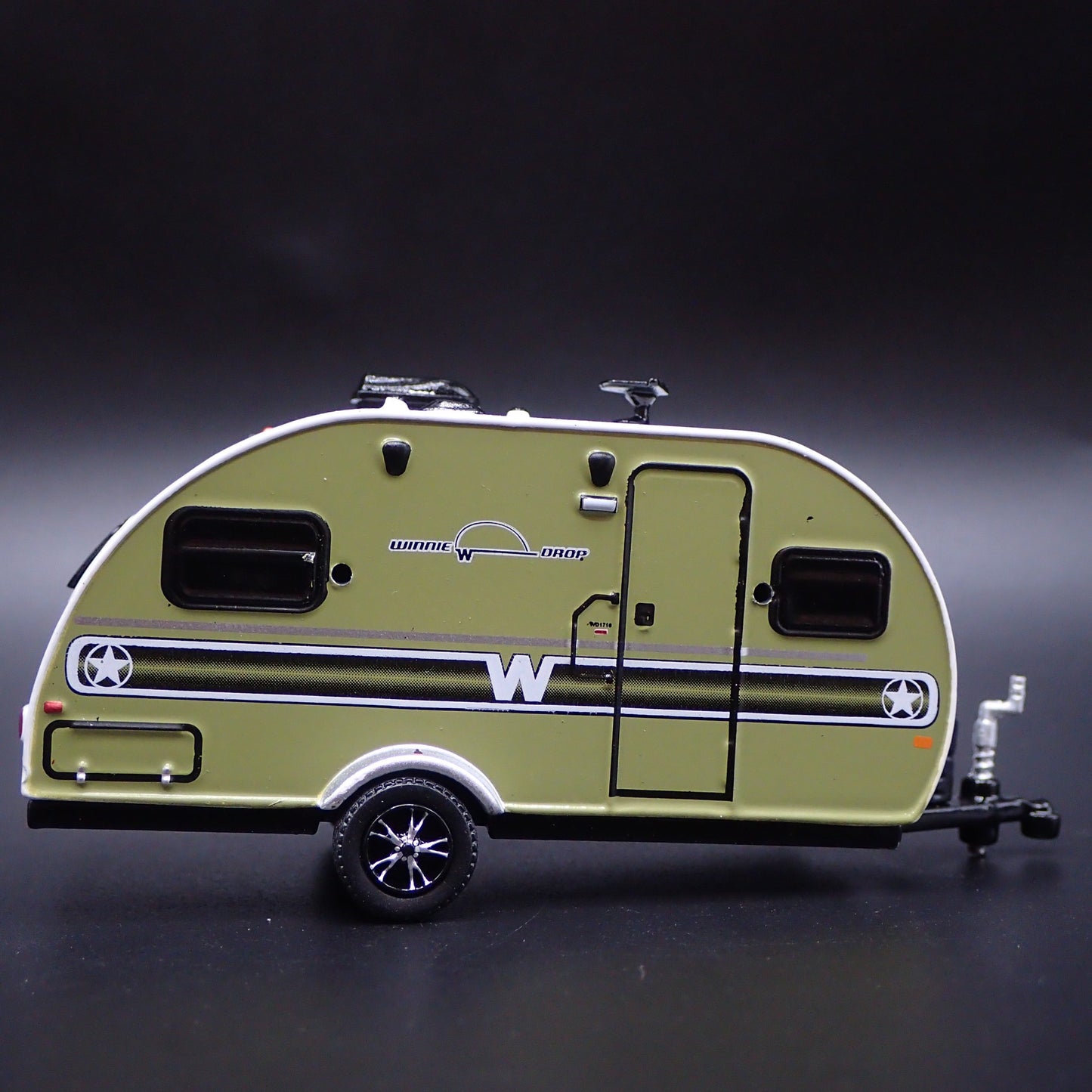 2017 17 WINNEBAGO WINNIE DROP 1710 TRAVEL TRAILER CAMPER 1:64 DIECAST MODEL CAR