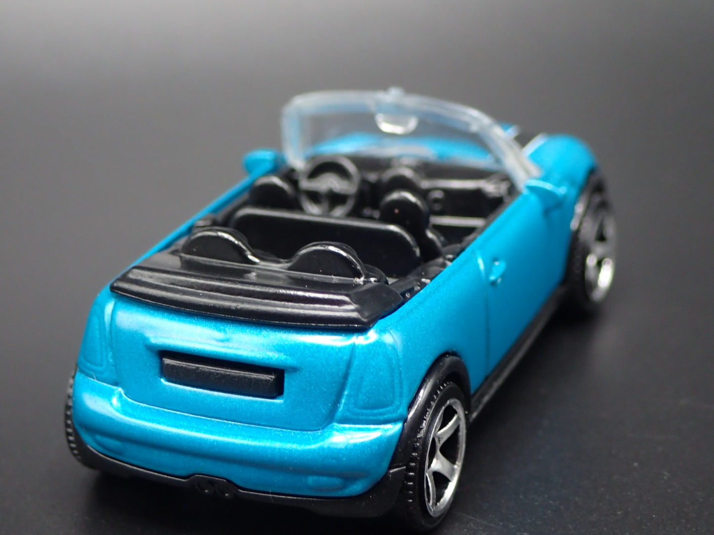 2009-2015 MINI COOPER S CONVERTIBLE BLUE 1:64 SCALE DIORAMA DIECAST MODEL CAR