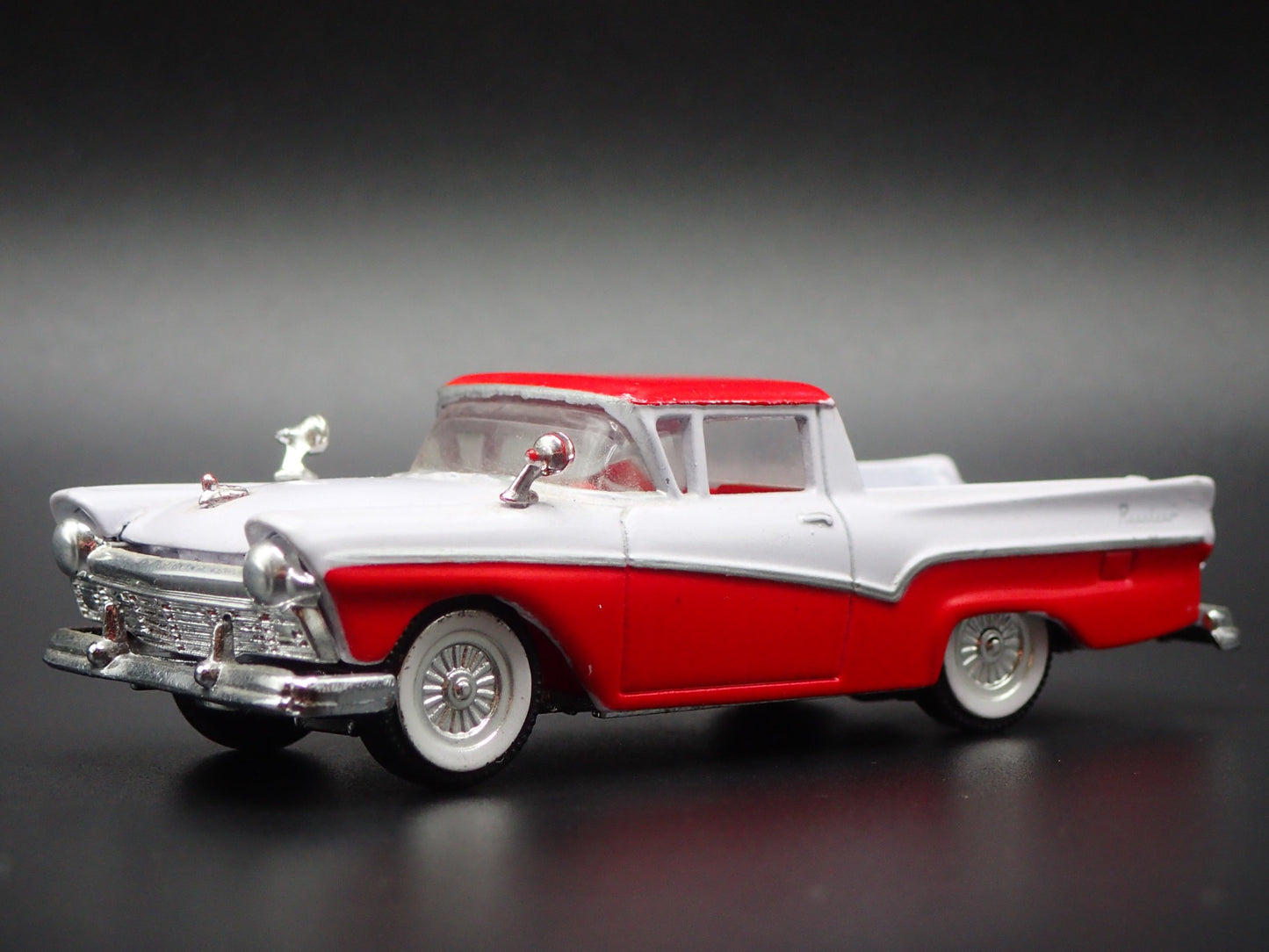 1957 57 FORD RANCHERO RED RARE 1:64 SCALE COLLECTIBLE DIORAMA DIECAST MODEL CAR
