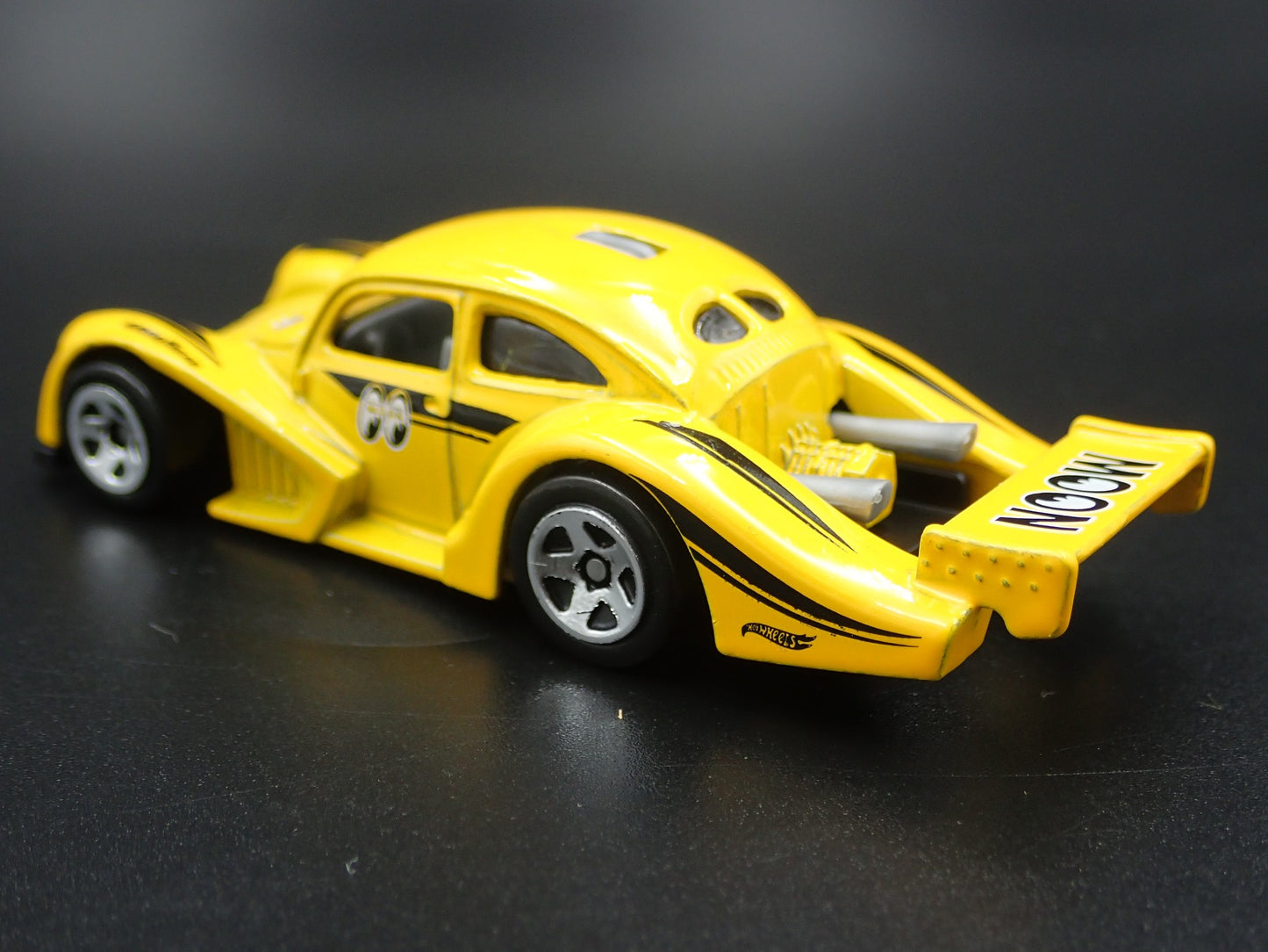 VW VOLKSWAGEN KAFER RACER BEETLE BUG MOONEYES RARE 1:64 SCALE DIECAST MODEL CAR