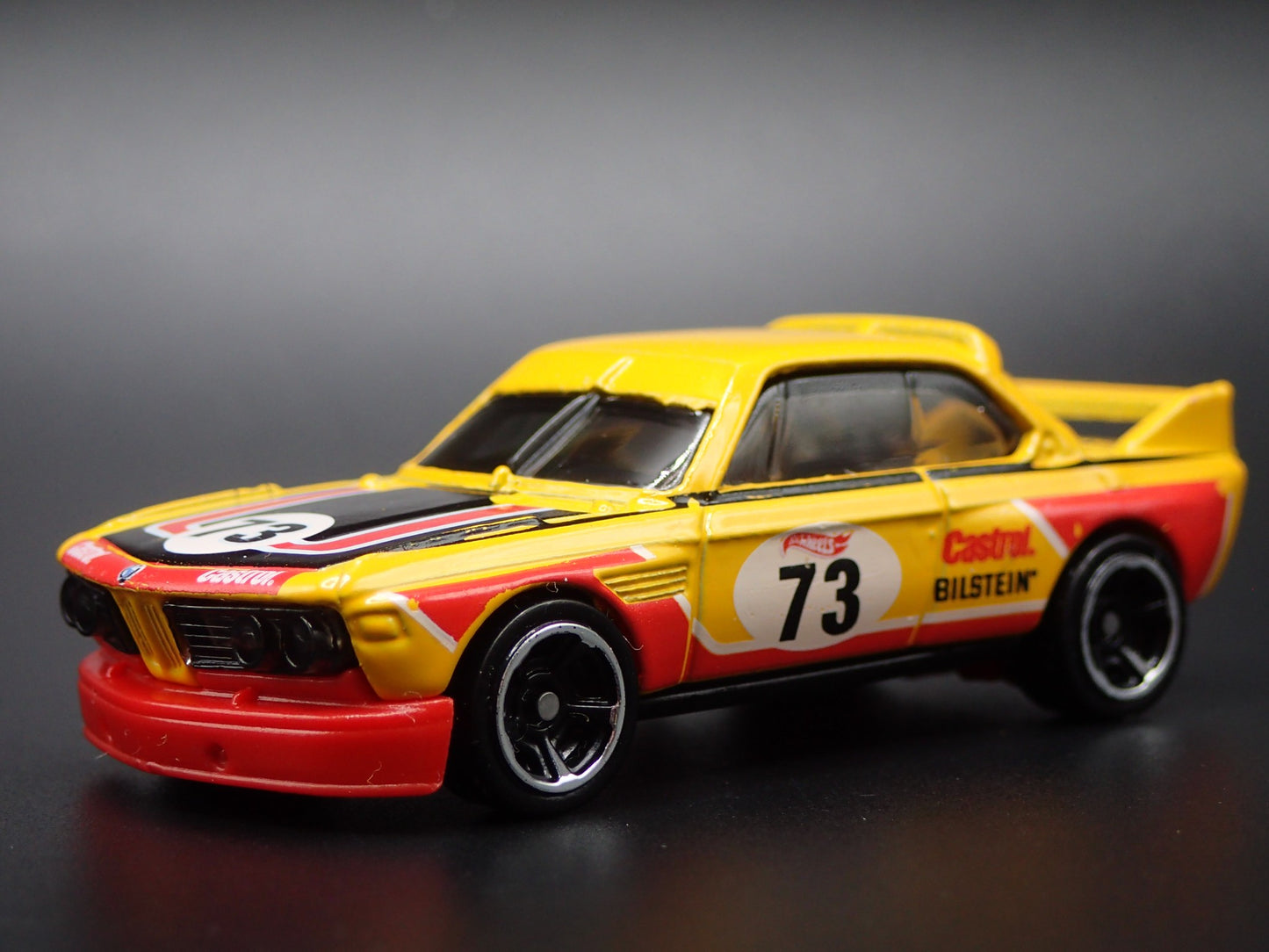 1973 73 BMW 3.0 CSL RACE CAR YELLOW 1:64 SCALE COLLECTIBLE DIECAST MODEL CAR