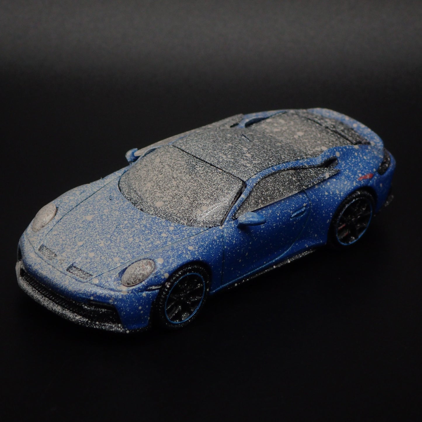 2018-2025 PORSCHE 911 GT3 ROLLOVER JUNKYARD 1:64 SCALE DIORAMA DIECAST MODEL CAR