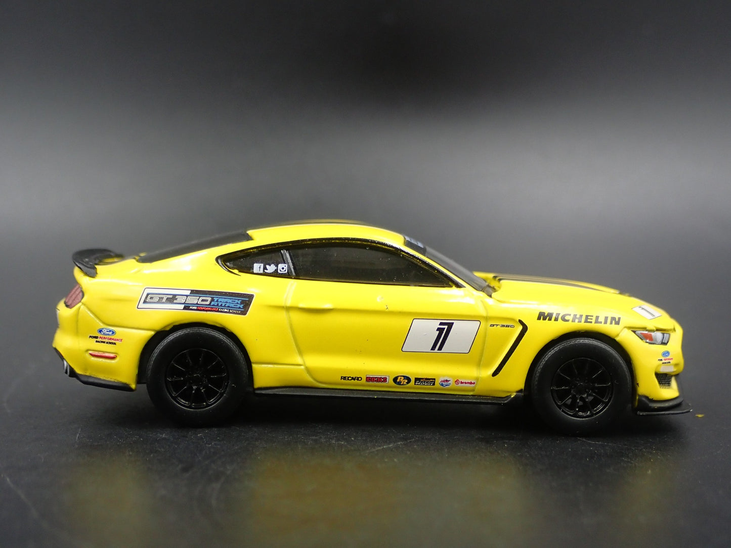 2015-2023 FORD MUSTANG SHELBY GT350 YELLOW 1/64 SCALE DIORAMA DIECAST MODEL CAR