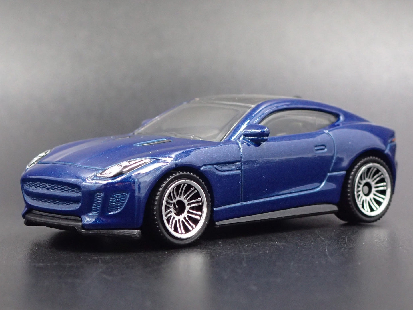2014-2024 JAGUAR F TYPE COUPE 1:64 SCALE COLLECTIBLE DIORAMA DIECAST MODEL CAR
