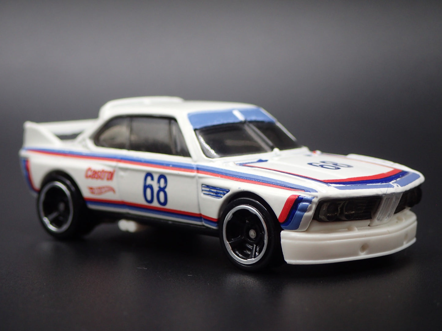 1973 73 BMW 3.0 CSL RACE CAR 1:64 SCALE COLLECTIBLE DIORAMA DIECAST MODEL CAR