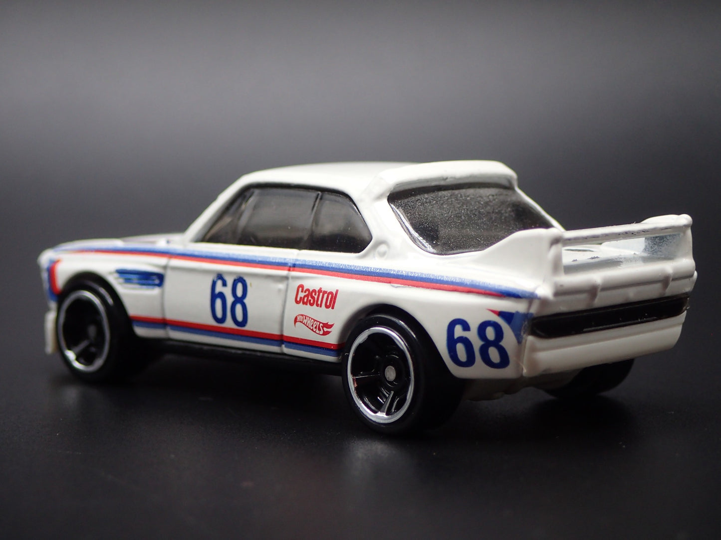 1973 73 BMW 3.0 CSL RACE CAR 1:64 SCALE COLLECTIBLE DIORAMA DIECAST MODEL CAR