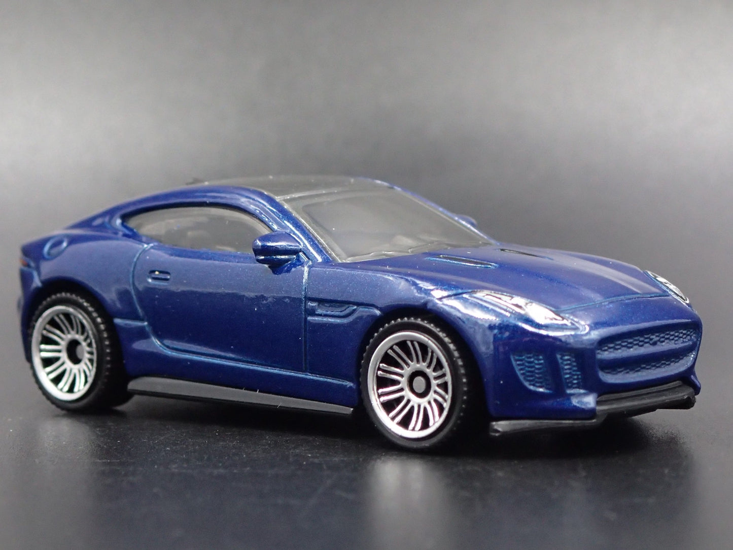 2014-2024 JAGUAR F TYPE COUPE 1:64 SCALE COLLECTIBLE DIORAMA DIECAST MODEL CAR