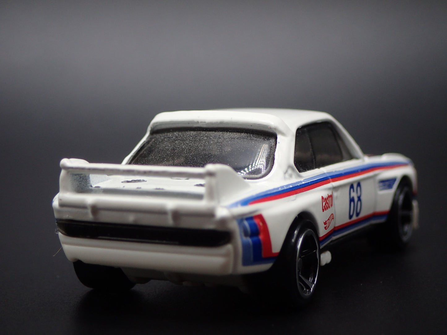 1973 73 BMW 3.0 CSL RACE CAR 1:64 SCALE COLLECTIBLE DIORAMA DIECAST MODEL CAR