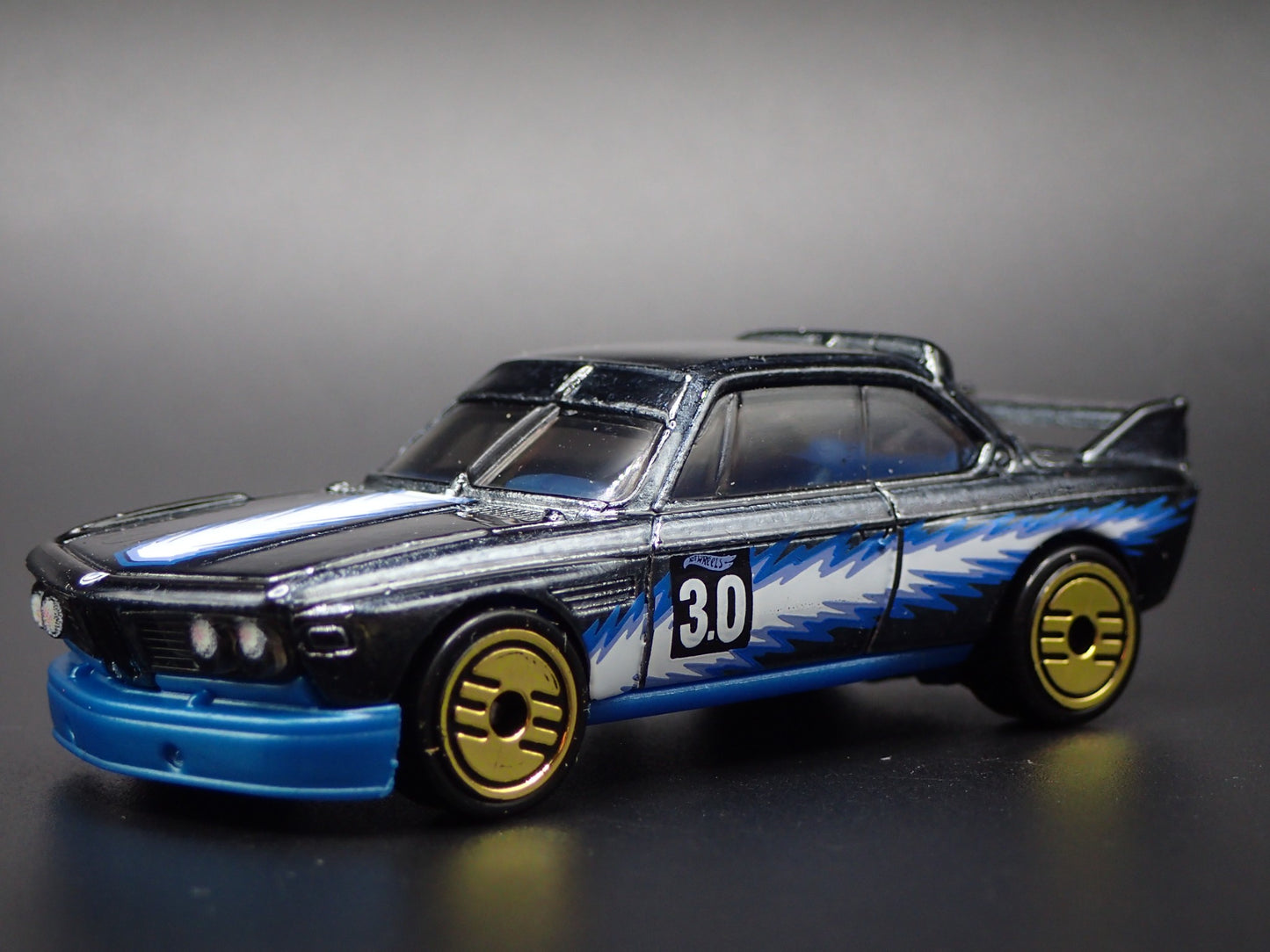 1973 73 BMW 3.0 CSL RACE CAR BLUE 1:64 SCALE COLLECTIBLE DIECAST MODEL CAR