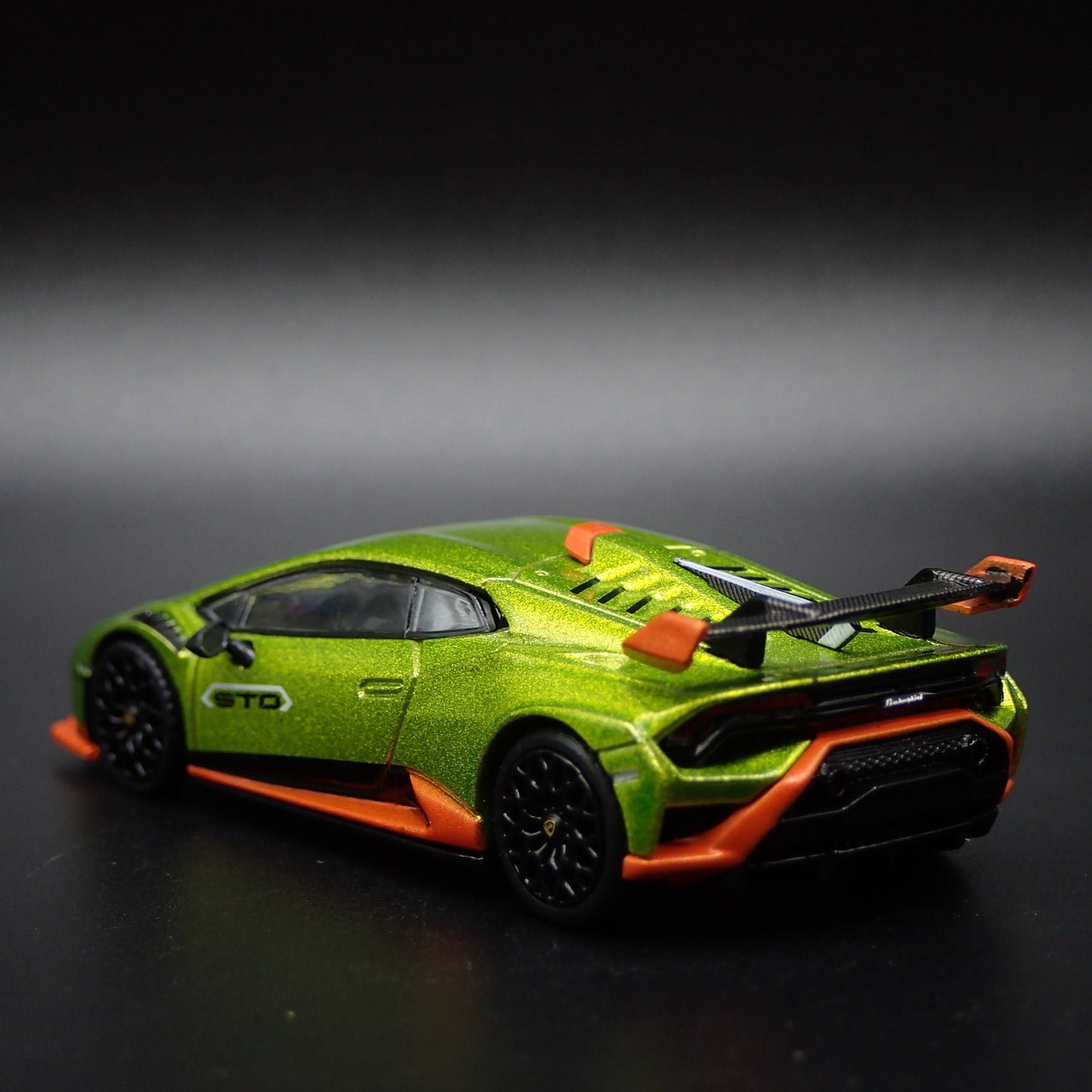 2019-2024 LAMBORGHINI HURACAN STO COUPE SUPER CAR 1:64 SCALE DIECAST MODEL CAR