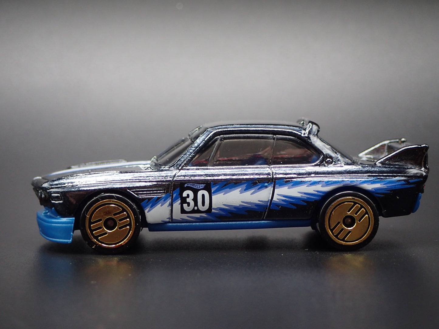 1973 73 BMW 3.0 CSL RACE CAR BLUE 1:64 SCALE COLLECTIBLE DIECAST MODEL CAR