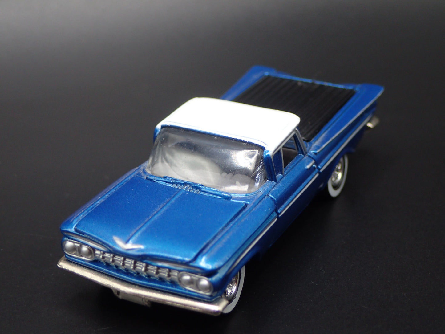 1959 59 CHEVY CHEVROLET EL CAMINO BLUE 1/64 SCALE COLLECTIBLE DIECAST MODEL CAR