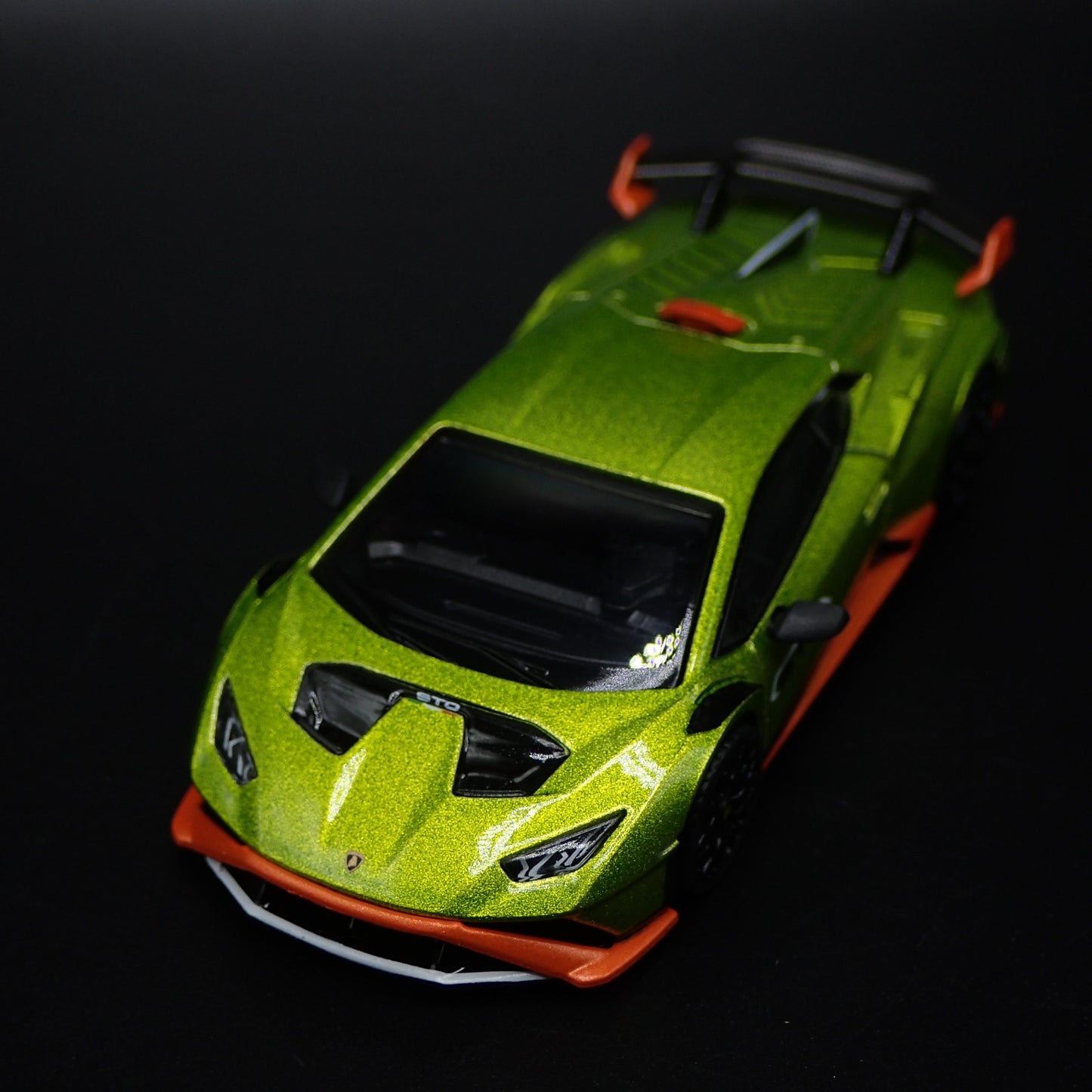 2019-2024 LAMBORGHINI HURACAN STO COUPE SUPER CAR 1:64 SCALE DIECAST MODEL CAR