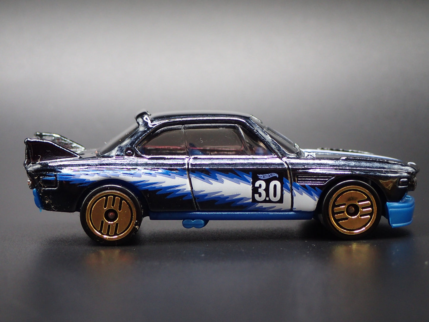 1973 73 BMW 3.0 CSL RACE CAR BLUE 1:64 SCALE COLLECTIBLE DIECAST MODEL CAR