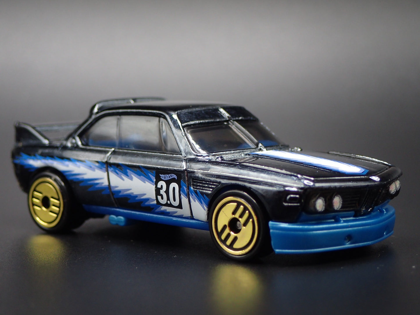1973 73 BMW 3.0 CSL RACE CAR BLUE 1:64 SCALE COLLECTIBLE DIECAST MODEL CAR
