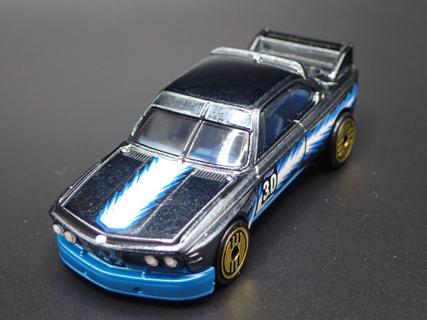 1973 73 BMW 3.0 CSL RACE CAR BLUE 1:64 SCALE COLLECTIBLE DIECAST MODEL CAR