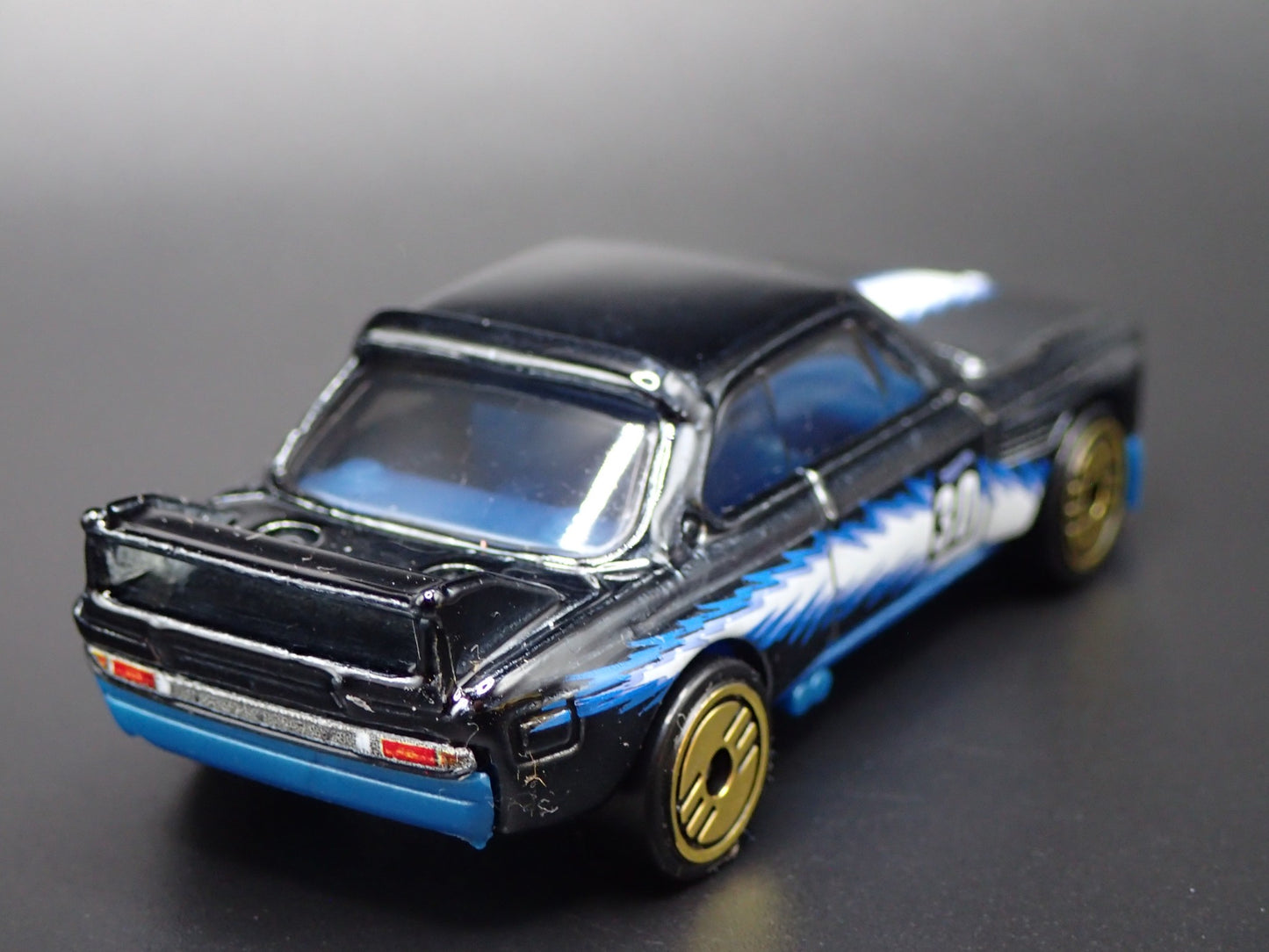 1973 73 BMW 3.0 CSL RACE CAR BLUE 1:64 SCALE COLLECTIBLE DIECAST MODEL CAR