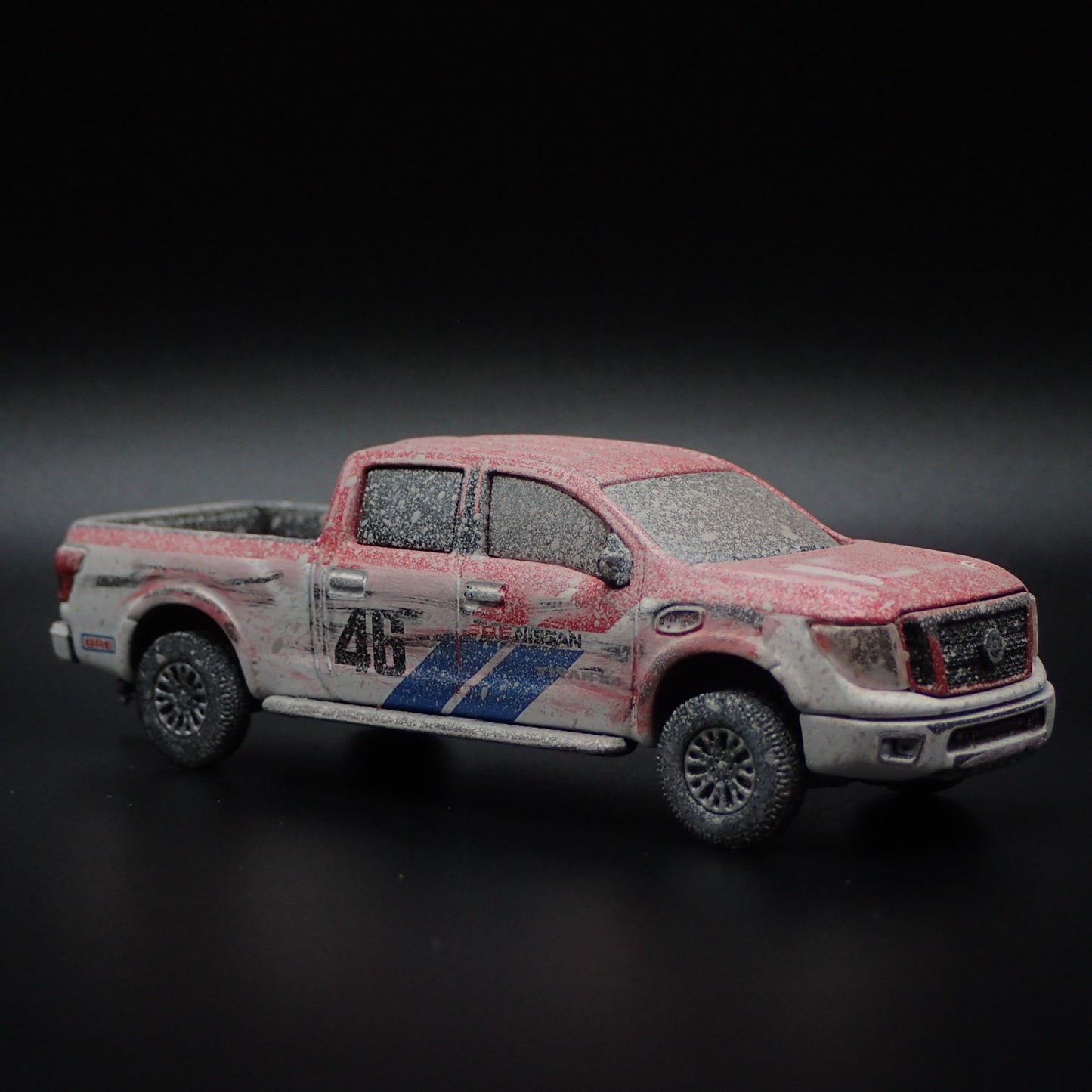 2016-2024 NISSAN TITAN XD PRO-4X TRUCK W HITCH BRE 1:64 SCALE DIECAST MODEL CAR