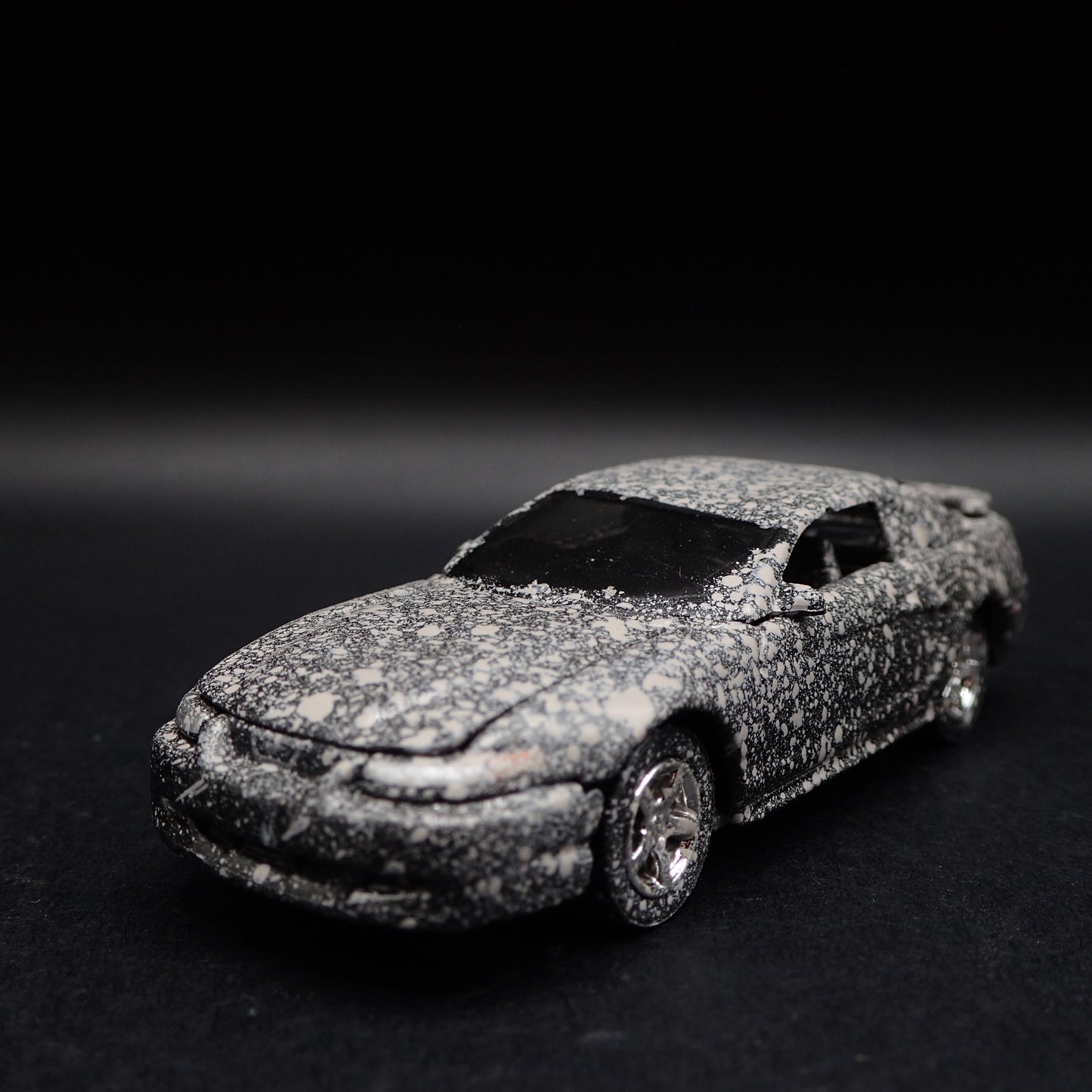 1999-2004 FORD MUSTANG GT BRTC BARN FIND 1:64 SCALE DIORAMA DIECAST MODEL CAR