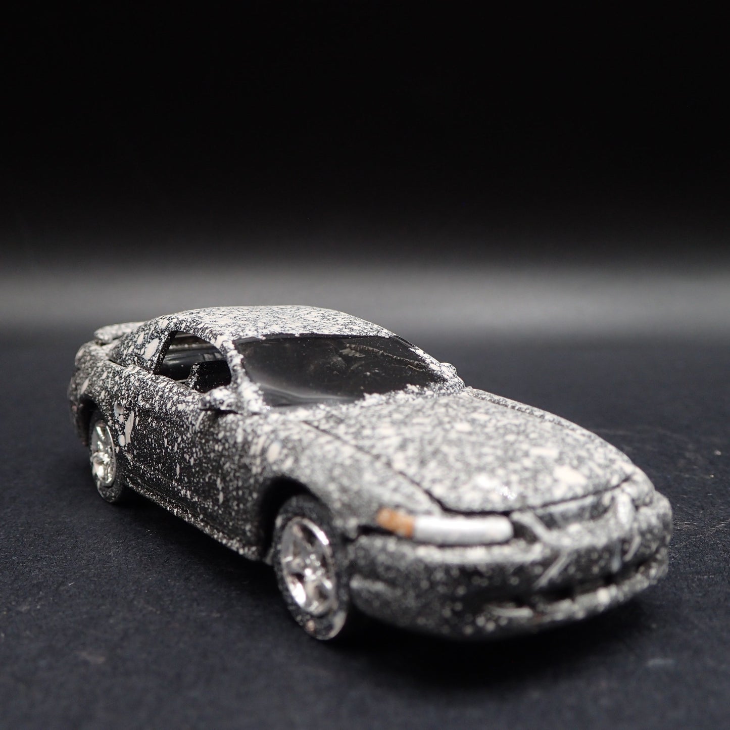 1999-2004 FORD MUSTANG GT BRTC BARN FIND 1:64 SCALE DIORAMA DIECAST MODEL CAR