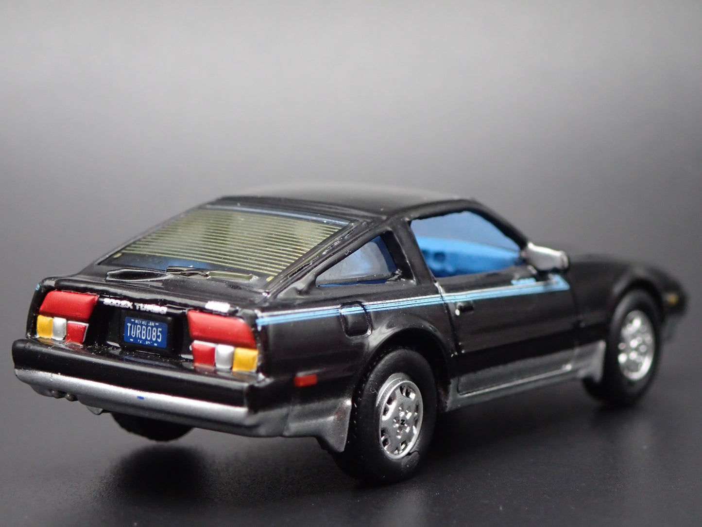 1983-1989 NISSAN 300ZX BLACK 1:64 SCALE COLLECTIBLE DIORAMA DIECAST MODEL CAR