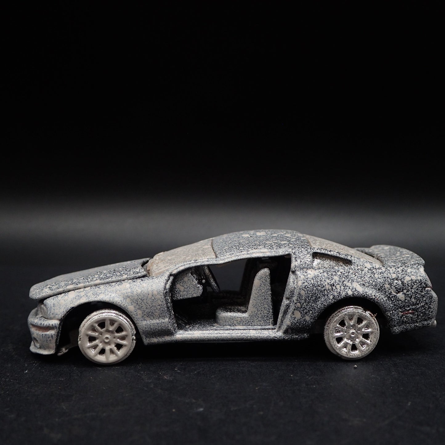 2008 08 FORD MUSTANG GT 5000KR CUSTOM BARN FIND 1:64 SCALE DIECAST MODEL CAR